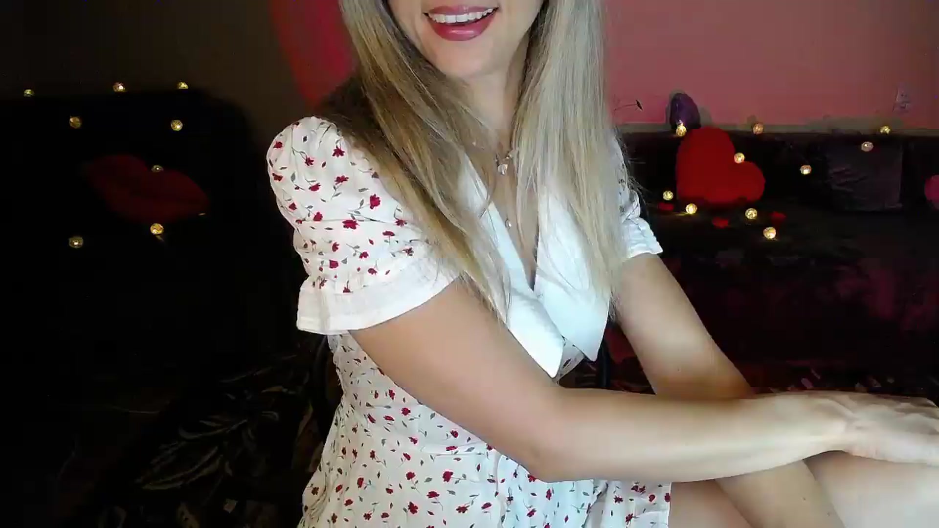 Gallery image thumbnail from Sunshine_alis's myfreecams stream on, 08/07/2026, 20:26 image 18 of 20