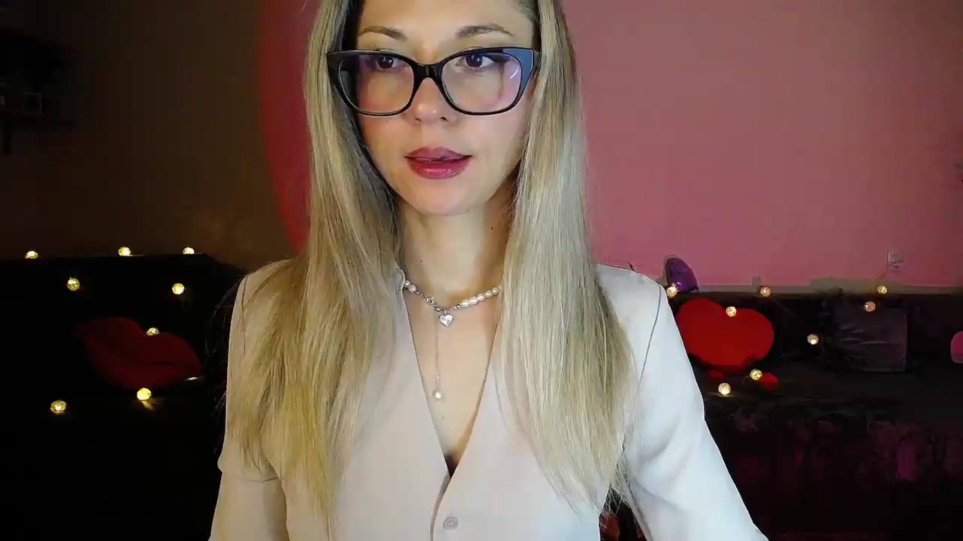 Gallery image thumbnail from Sunshine_alis's myfreecams stream on, 08/12/2026, 19:41 image 8 of 20