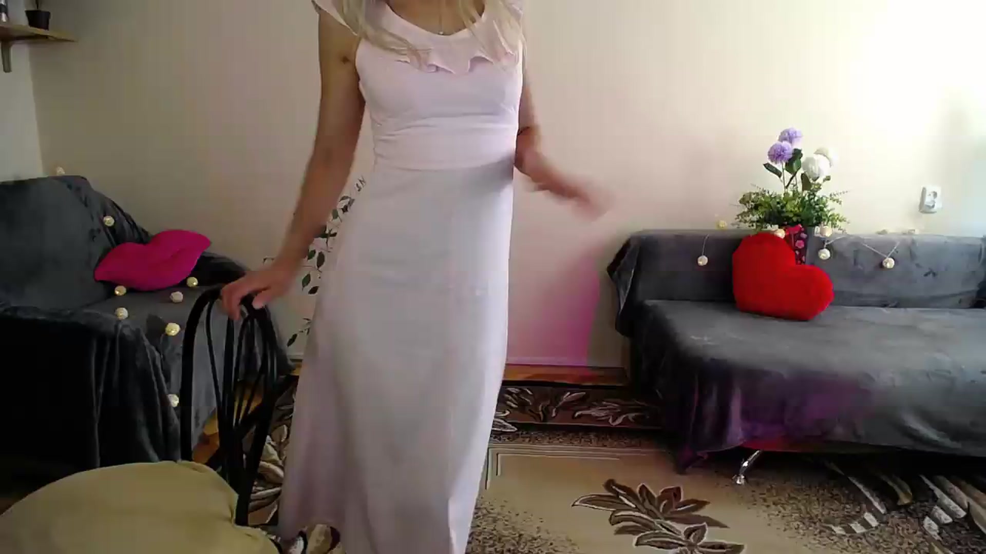 Gallery image thumbnail from Sunshine_alis's myfreecams stream on, 08/22/2026, 14:33 image 16 of 20