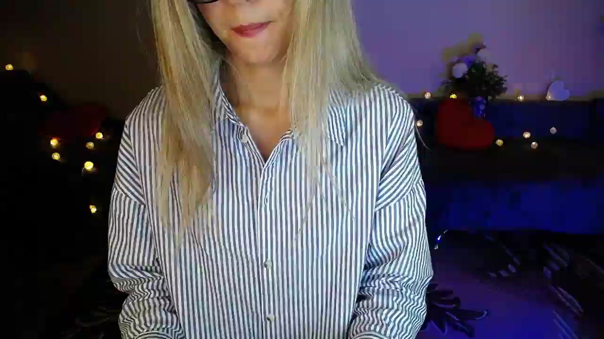 Gallery image thumbnail from Sunshine_alis's myfreecams stream on, 08/26/2026, 20:52 image 10 of 20