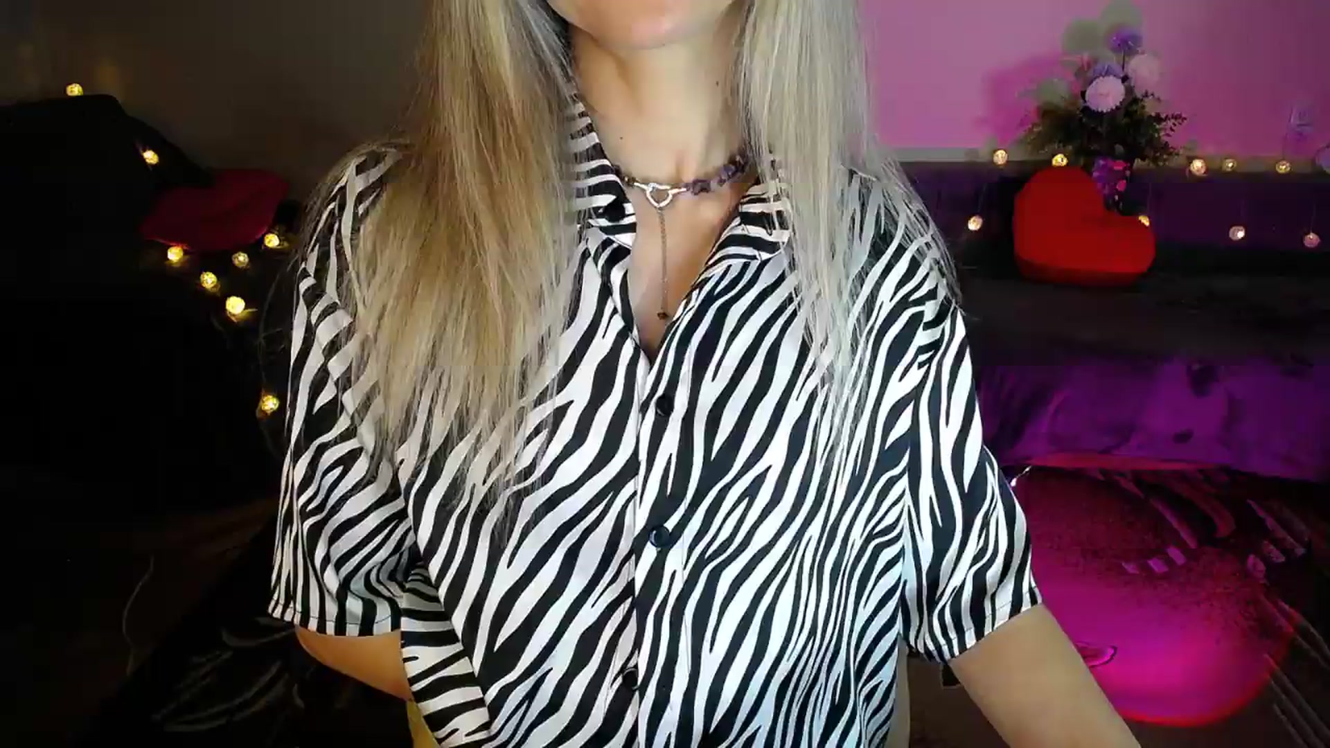 Gallery image thumbnail from Sunshine_alis's myfreecams stream on, 08/29/2026, 22:56 image 1 of 20
