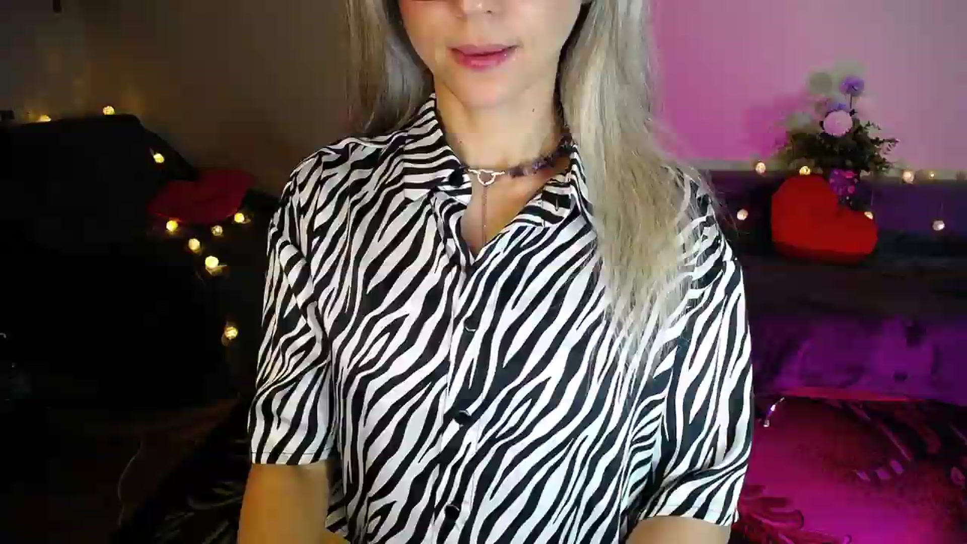 Gallery image thumbnail from Sunshine_alis's myfreecams stream on, 08/29/2026, 22:56 image 11 of 20