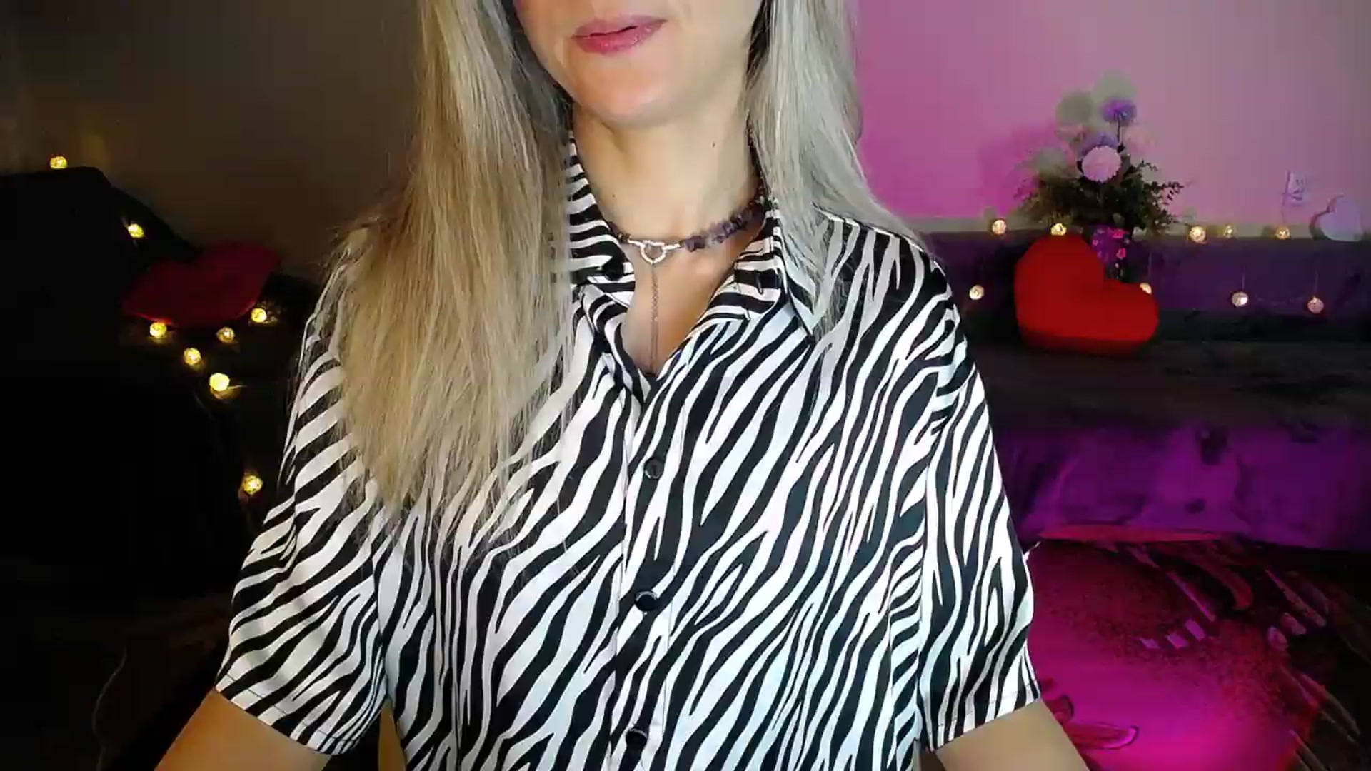 Gallery image thumbnail from Sunshine_alis's myfreecams stream on, 08/29/2026, 22:56 image 5 of 20