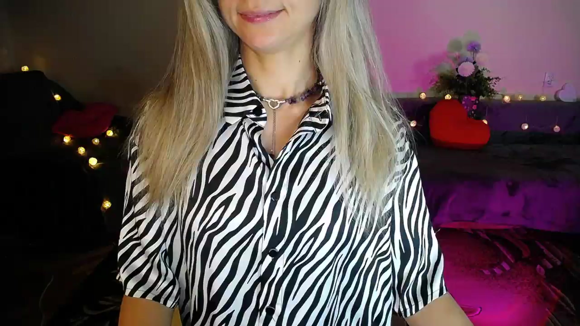 Gallery image thumbnail from Sunshine_alis's myfreecams stream on, 08/29/2026, 22:56 image 7 of 20