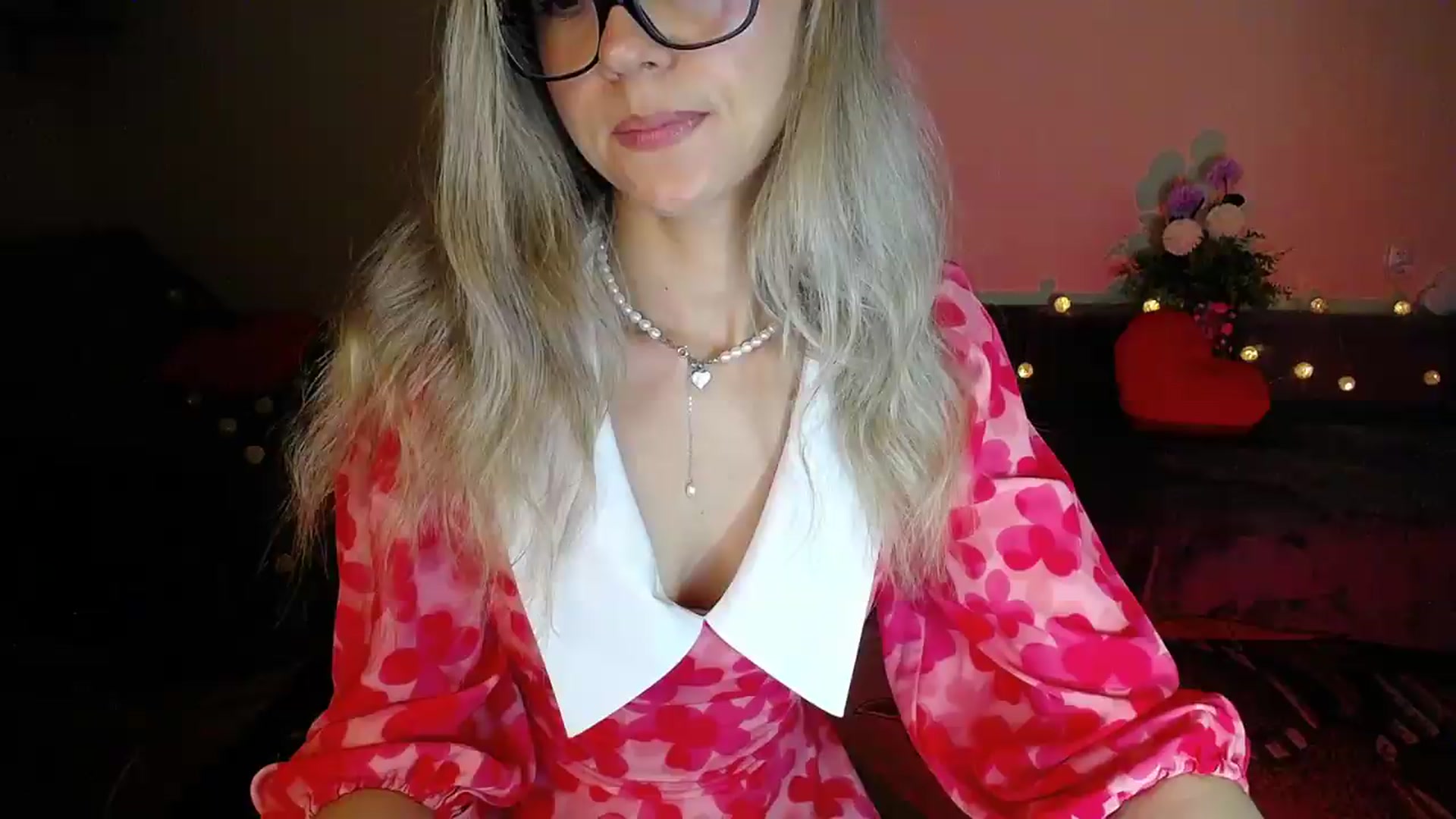 Gallery image thumbnail from Sunshine_alis's myfreecams stream on, 08/31/2026, 20:16 image 20 of 20