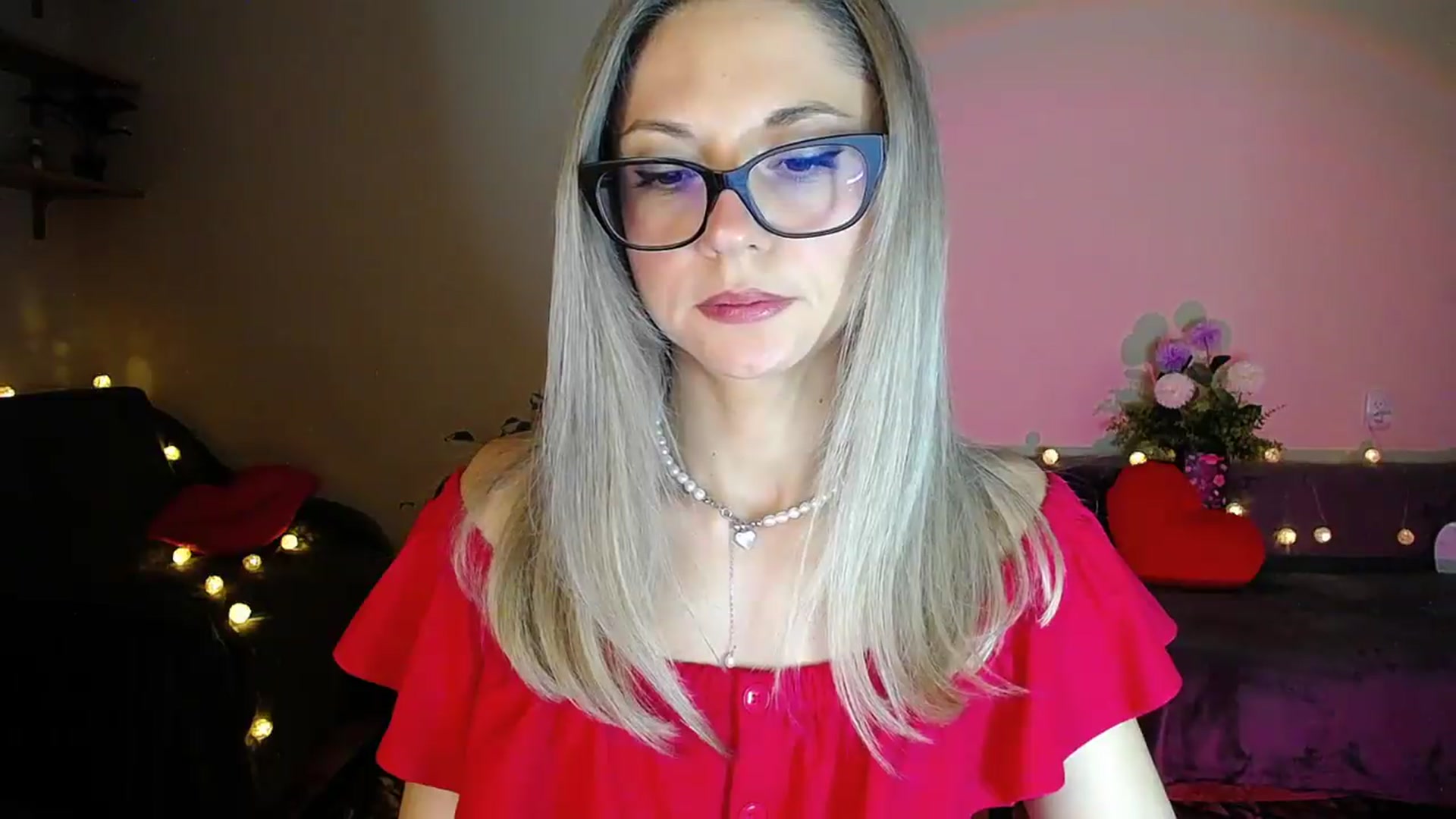 Gallery image thumbnail from Sunshine_alis's myfreecams stream on, 09/03/2026, 19:41 image 14 of 20
