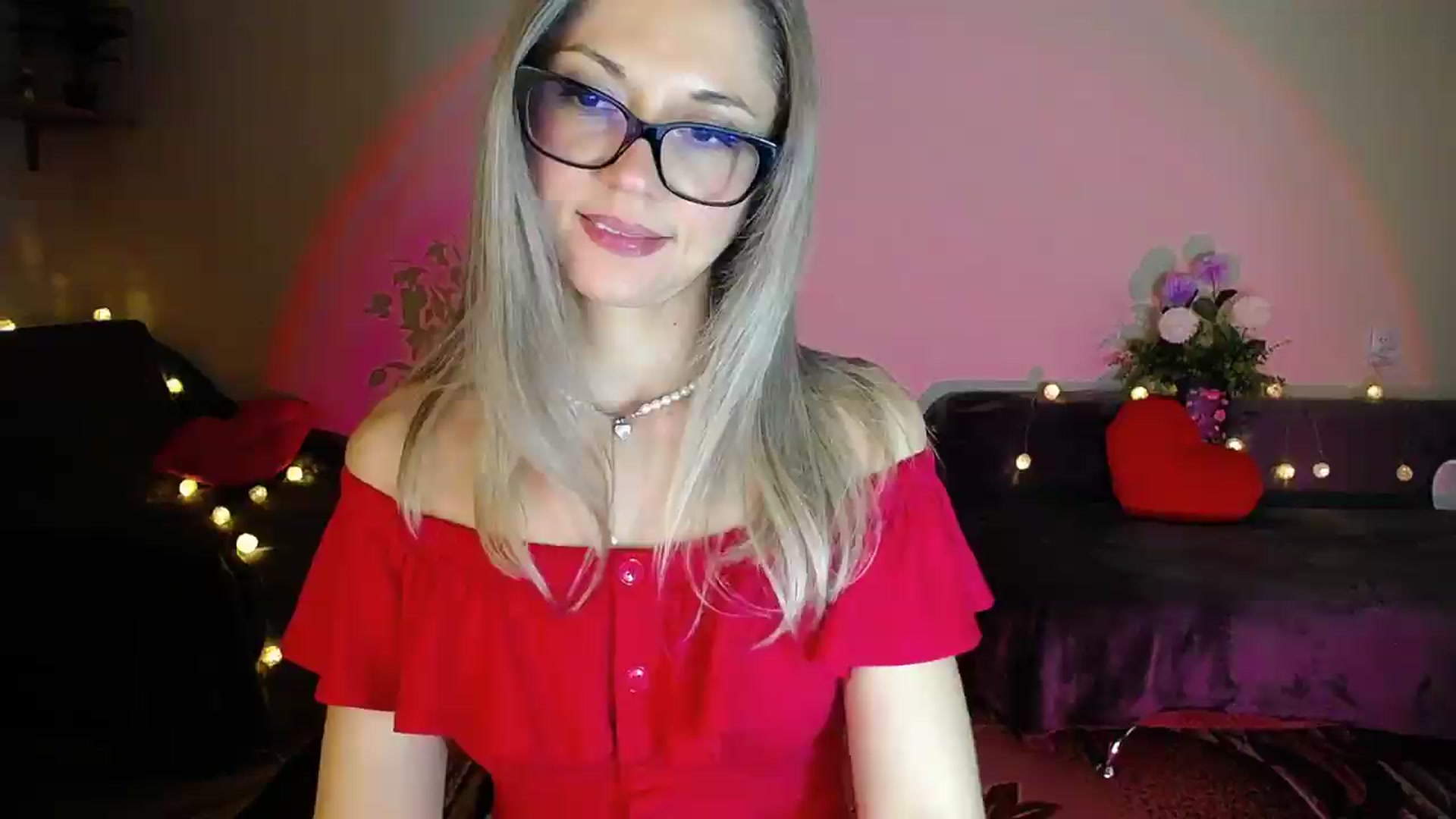 Gallery image thumbnail from Sunshine_alis's myfreecams stream on, 09/03/2026, 20:36 image 10 of 20