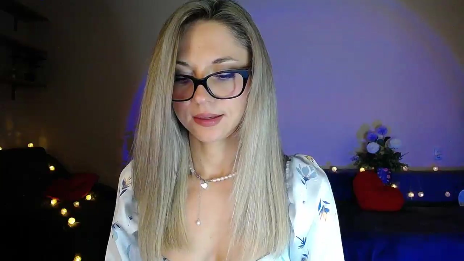 Gallery image thumbnail from Sunshine_alis's myfreecams stream on, 09/04/2026, 21:12 image 7 of 20