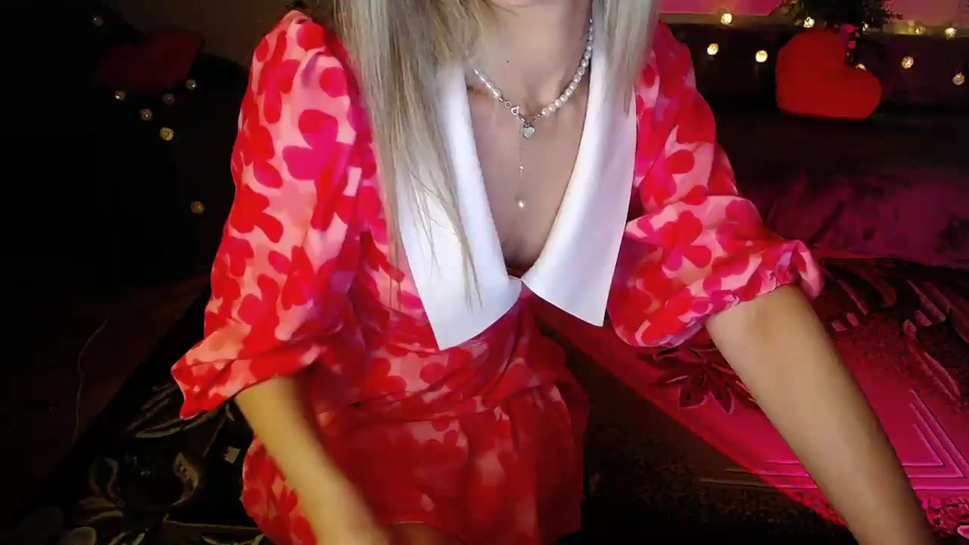 Gallery image thumbnail from Sunshine_alis's myfreecams stream on, 09/09/2026, 20:39 image 10 of 20