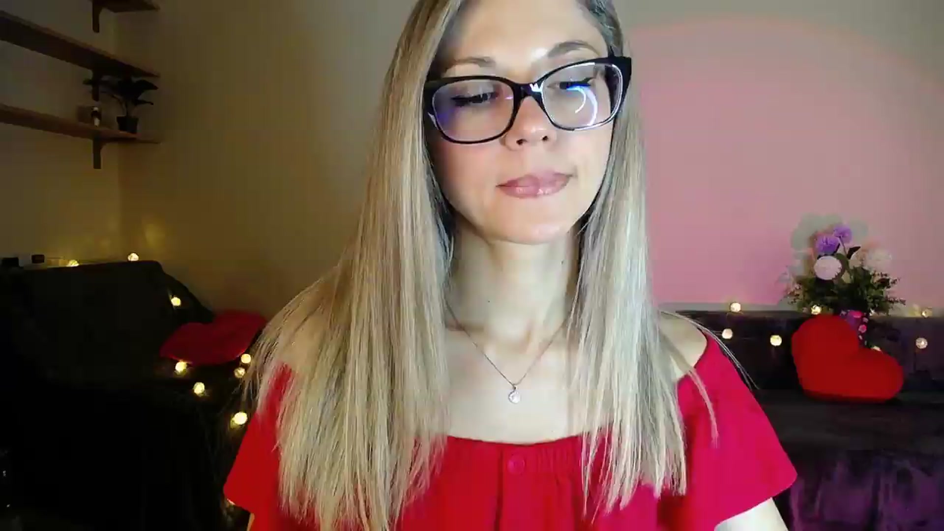 Gallery image thumbnail from Sunshine_alis's myfreecams stream on, 09/11/2026, 21:14 image 3 of 20