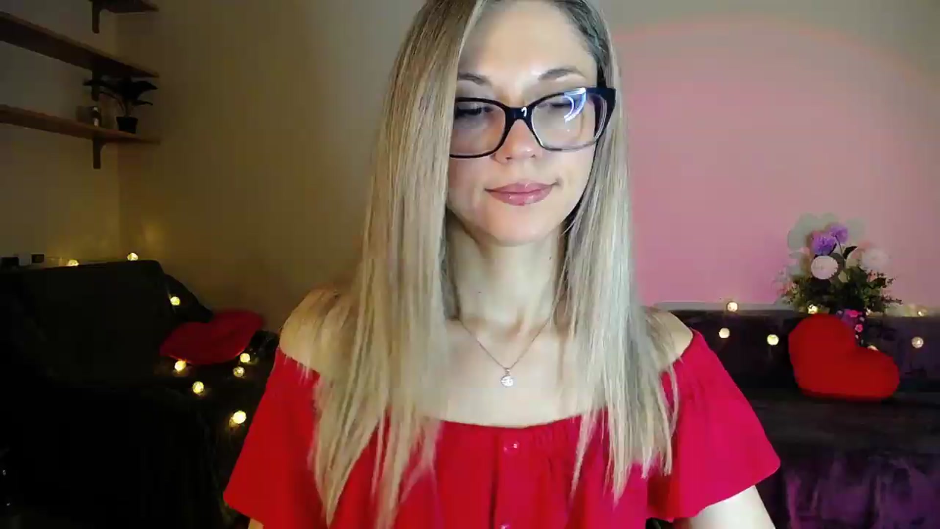 Gallery image thumbnail from Sunshine_alis's myfreecams stream on, 09/11/2026, 21:14 image 5 of 20