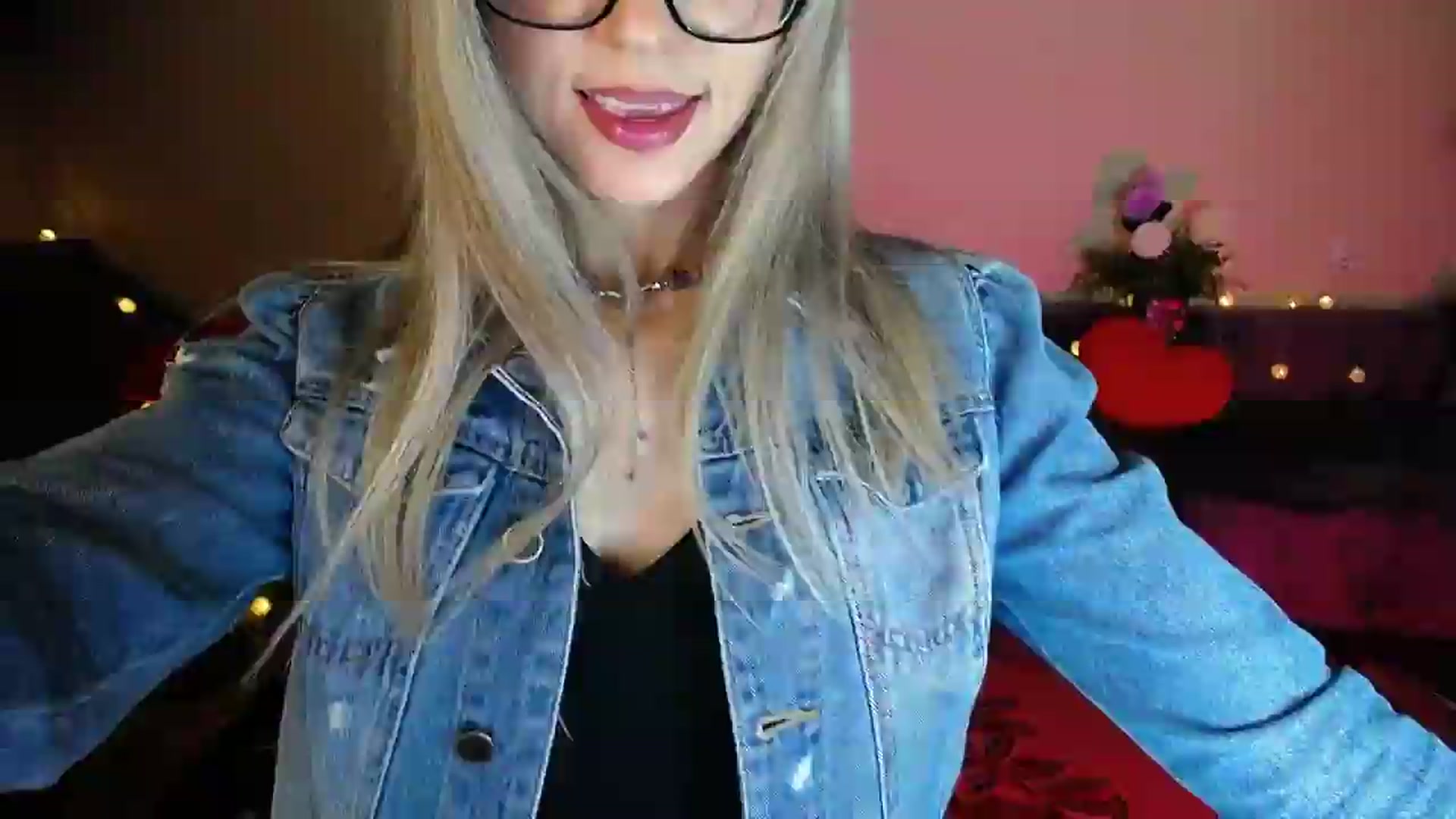 Gallery image thumbnail from Sunshine_alis's myfreecams stream on, 09/12/2026, 21:05 image 4 of 20