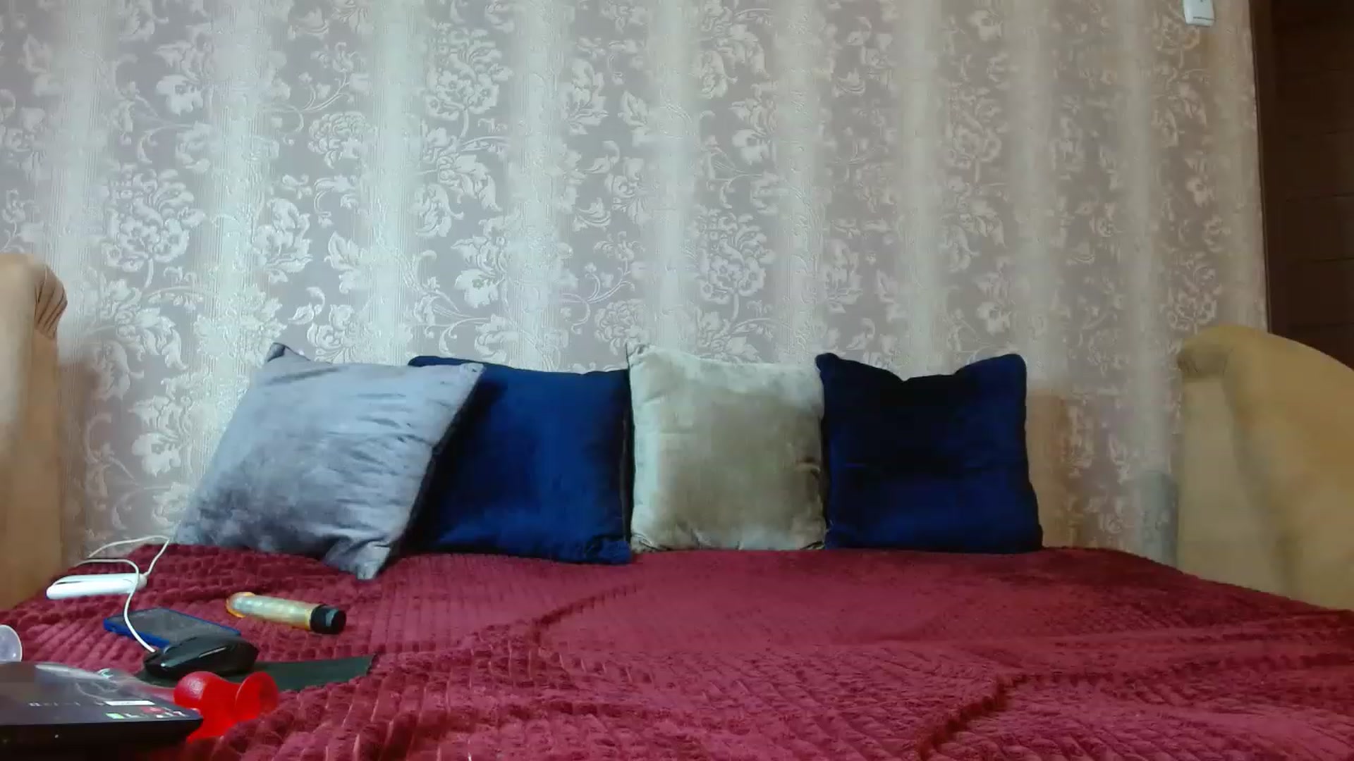 Gallery image thumbnail from Sunshineeve23's myfreecams stream on, 12/05/2022, 13:02 image 4 of 20
