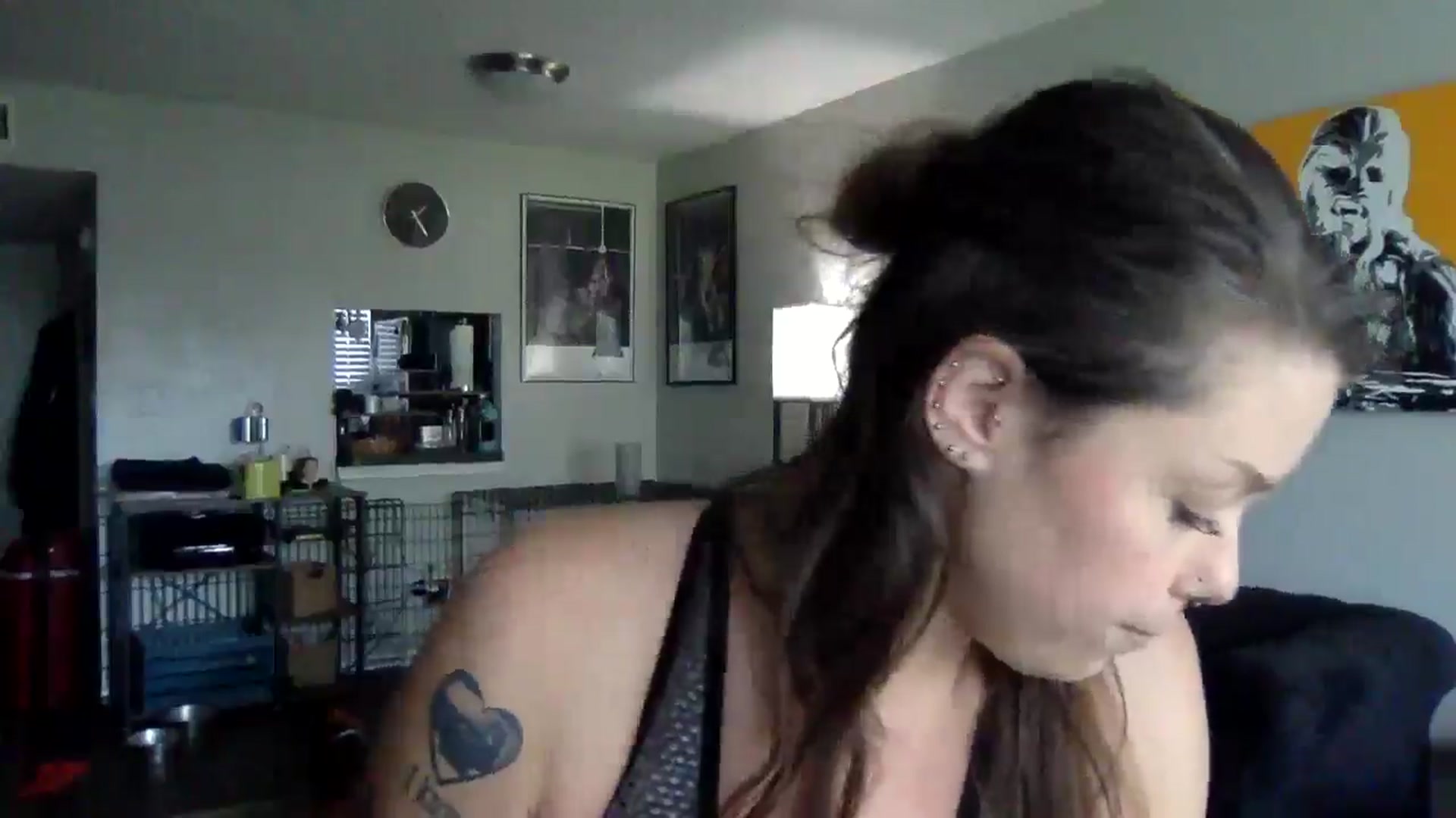 Gallery image thumbnail from Sunshinejedi's myfreecams stream on, 03/08/2025, 18:30 image 5 of 20