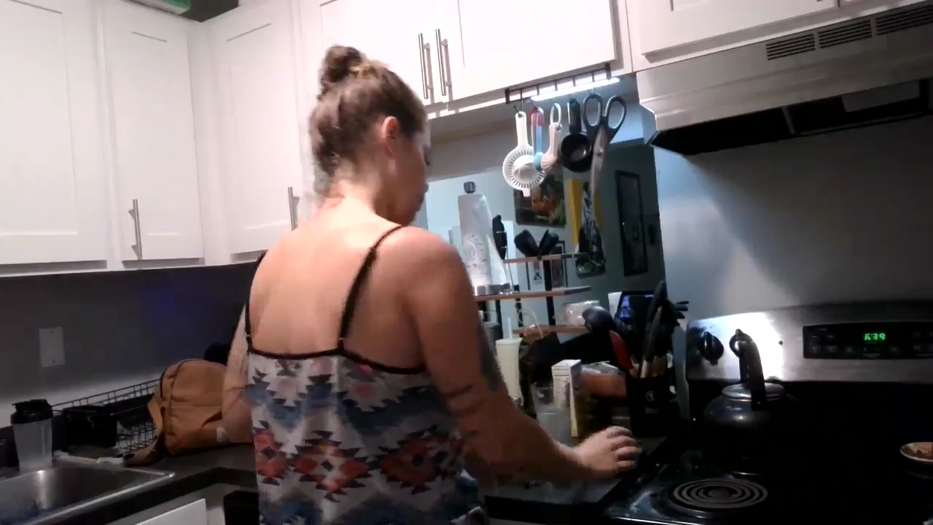Gallery image thumbnail from Sunshinejedi's myfreecams stream on, 03/10/2025, 11:50 image 3 of 20