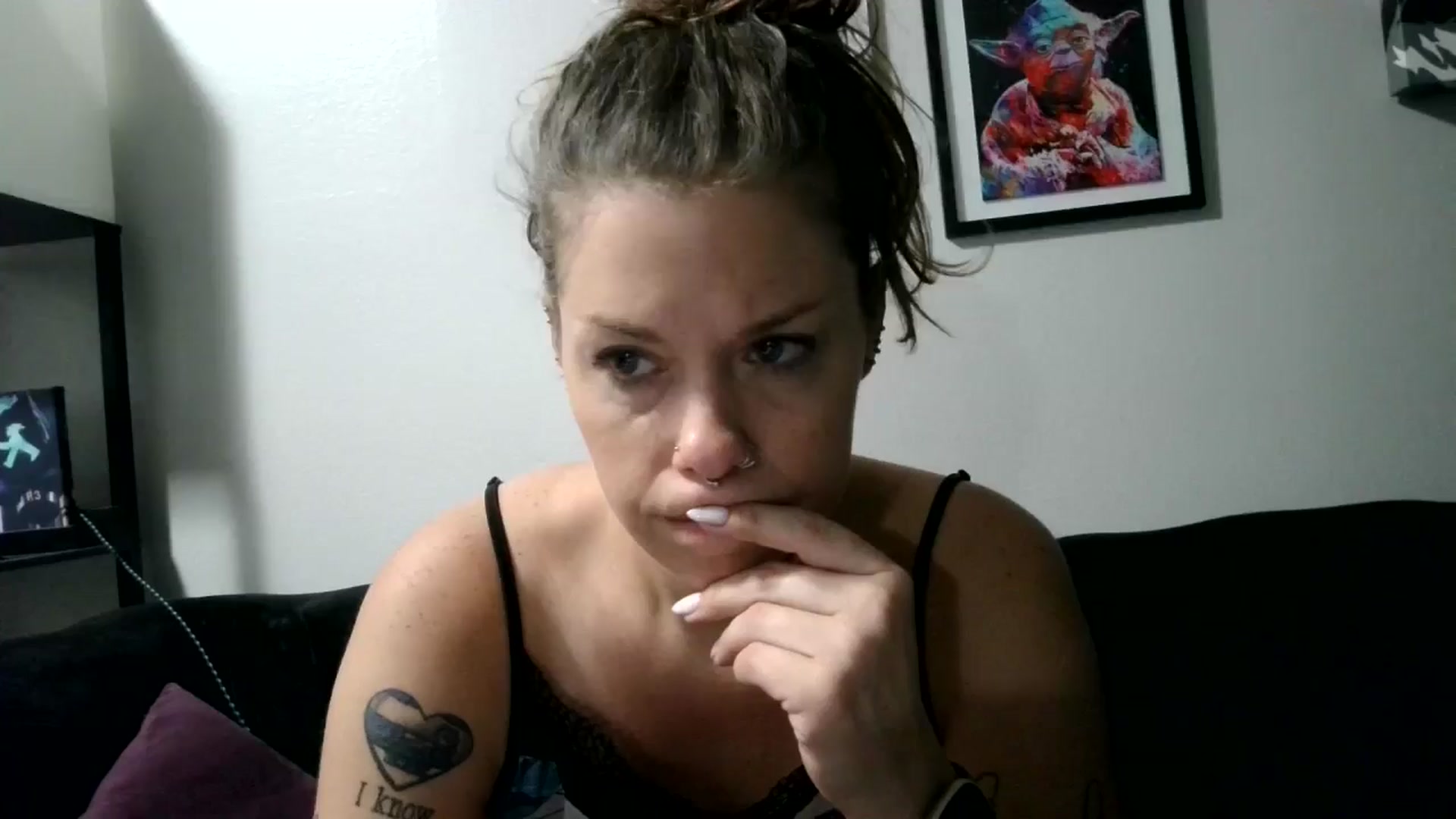Gallery image thumbnail from Sunshinejedi's myfreecams stream on, 03/10/2025, 11:50 image 12 of 20