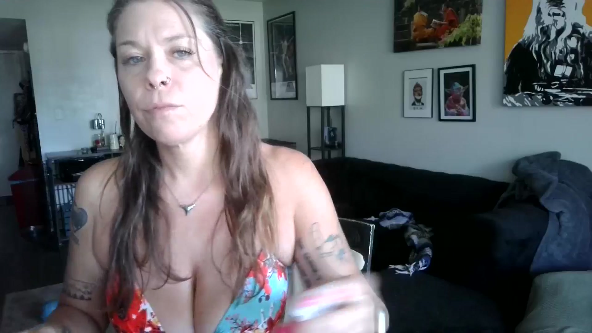 Gallery image thumbnail from Sunshinejedi's myfreecams stream on, 04/11/2025, 15:39 image 12 of 20