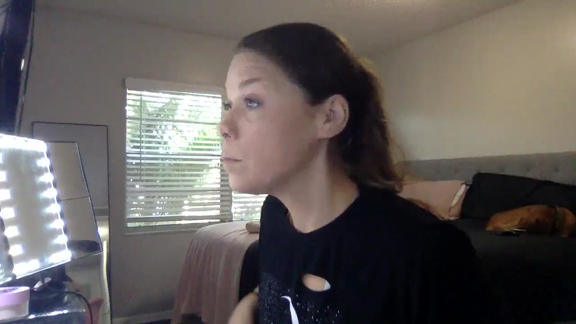 Gallery image thumbnail from Sunshinejedi's myfreecams stream on, 04/15/2025, 14:03 image 14 of 20