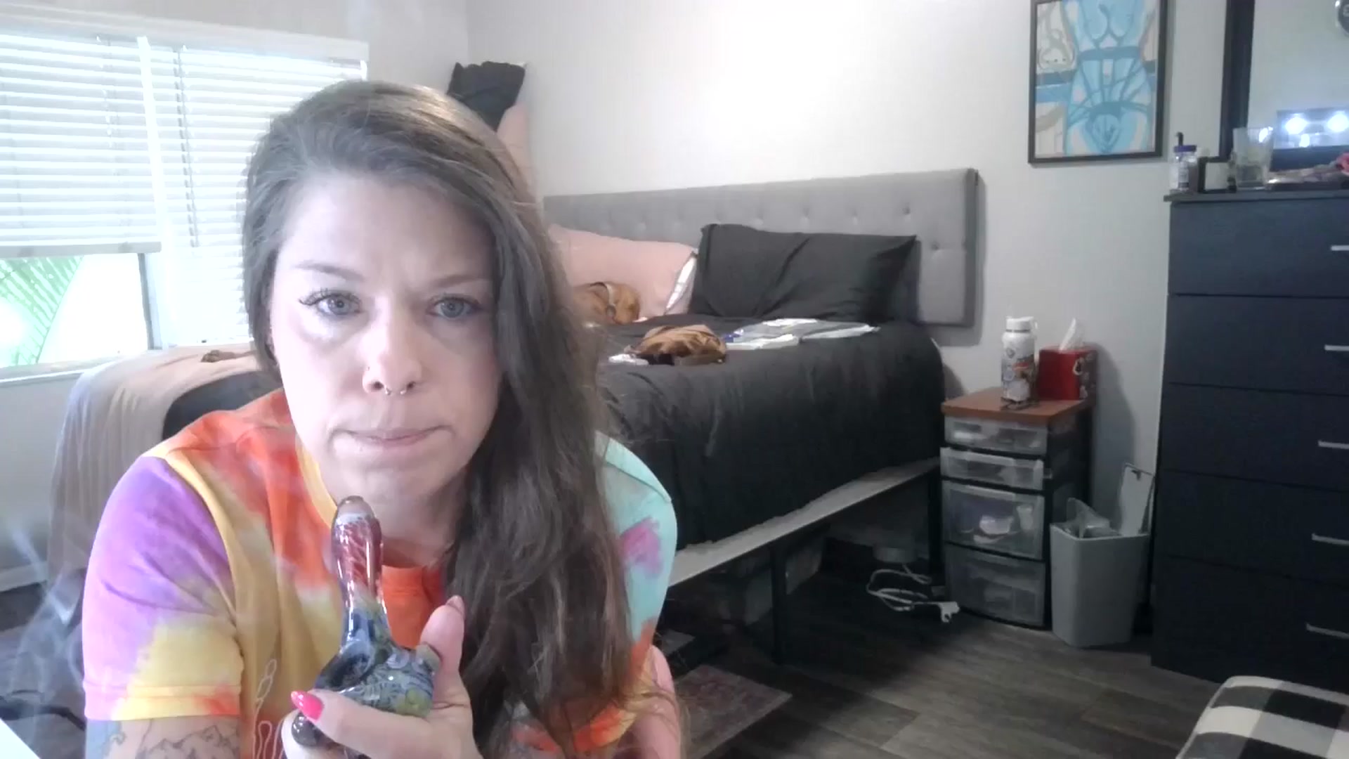 Gallery image thumbnail from Sunshinejedi's myfreecams stream on, 04/16/2025, 14:25 image 17 of 20