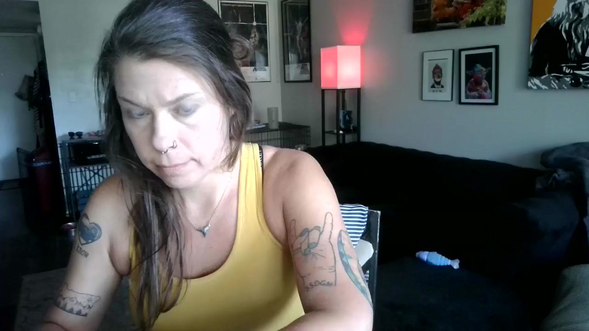 Gallery image thumbnail from Sunshinejedi's myfreecams stream on, 04/16/2025, 18:08 image 1 of 20