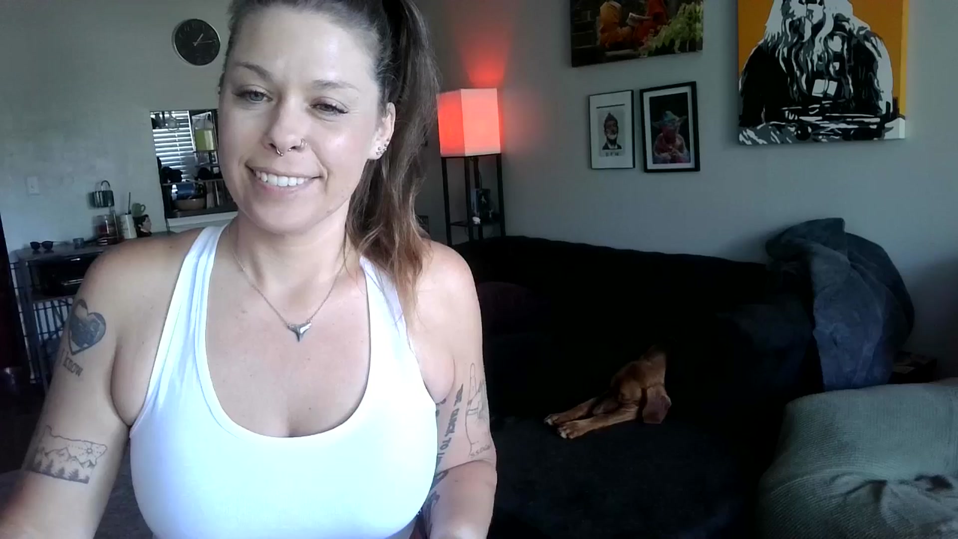 Gallery image thumbnail from Sunshinejedi's myfreecams stream on, 04/17/2025, 18:24 image 16 of 20