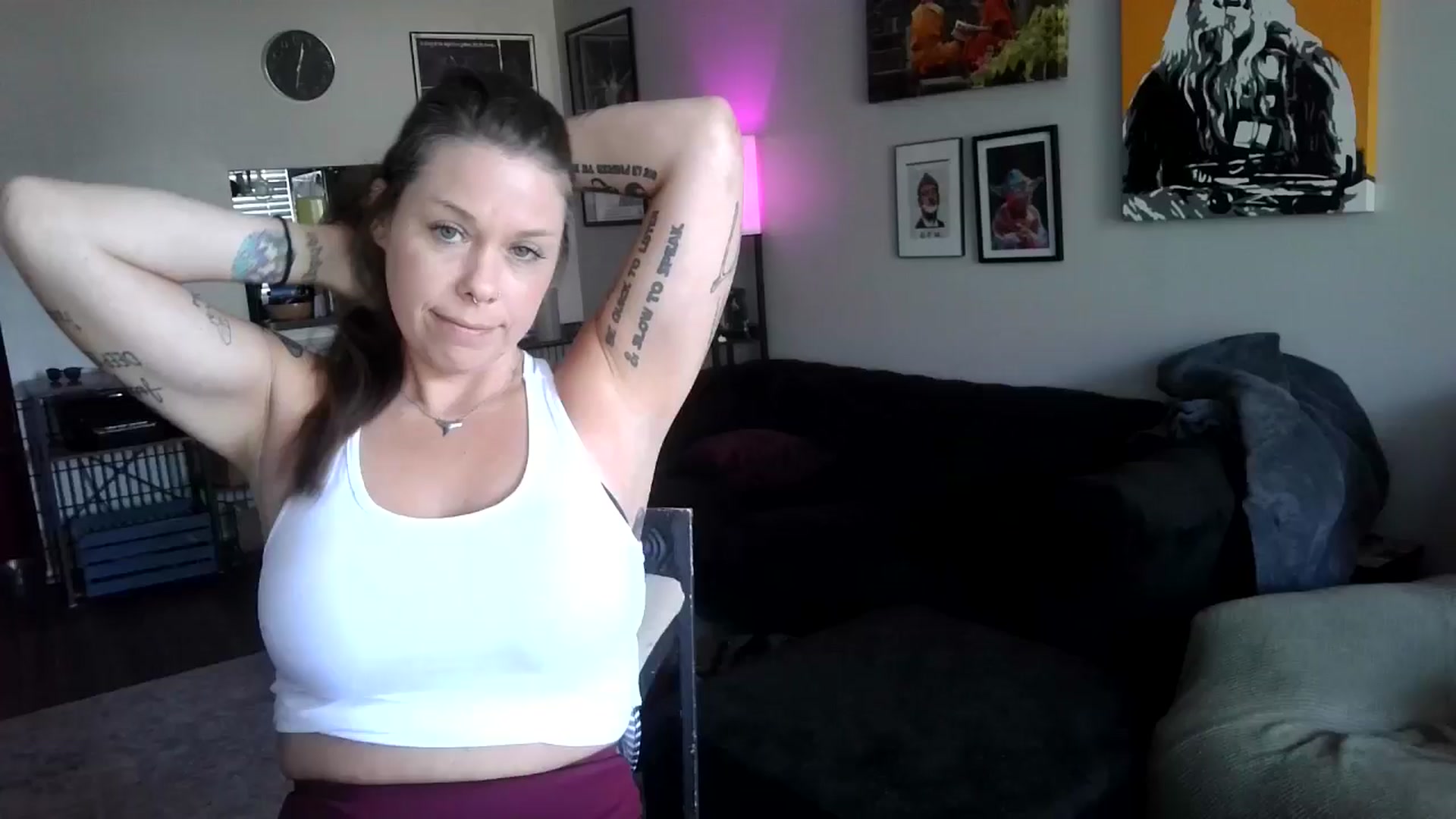 Gallery image thumbnail from Sunshinejedi's myfreecams stream on, 04/17/2025, 18:24 image 1 of 20