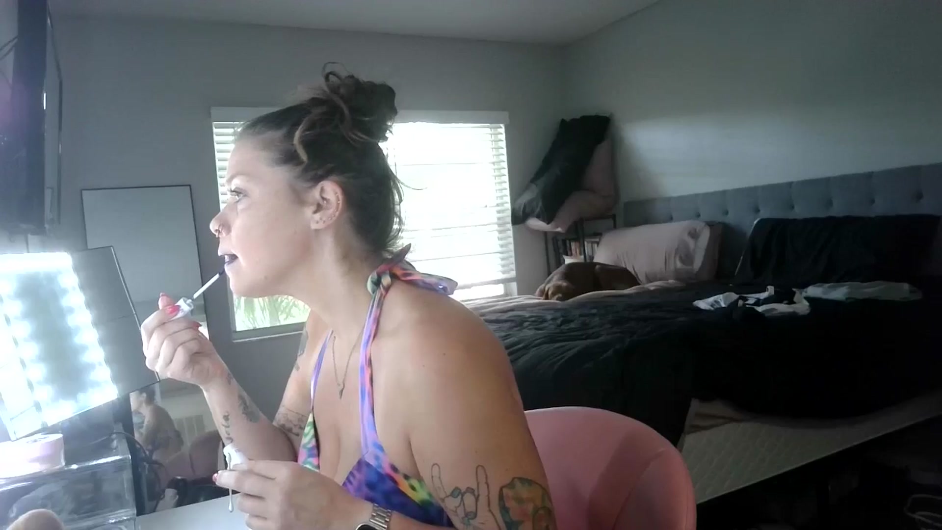Gallery image thumbnail from Sunshinejedi's myfreecams stream on, 04/20/2025, 17:49 image 7 of 20