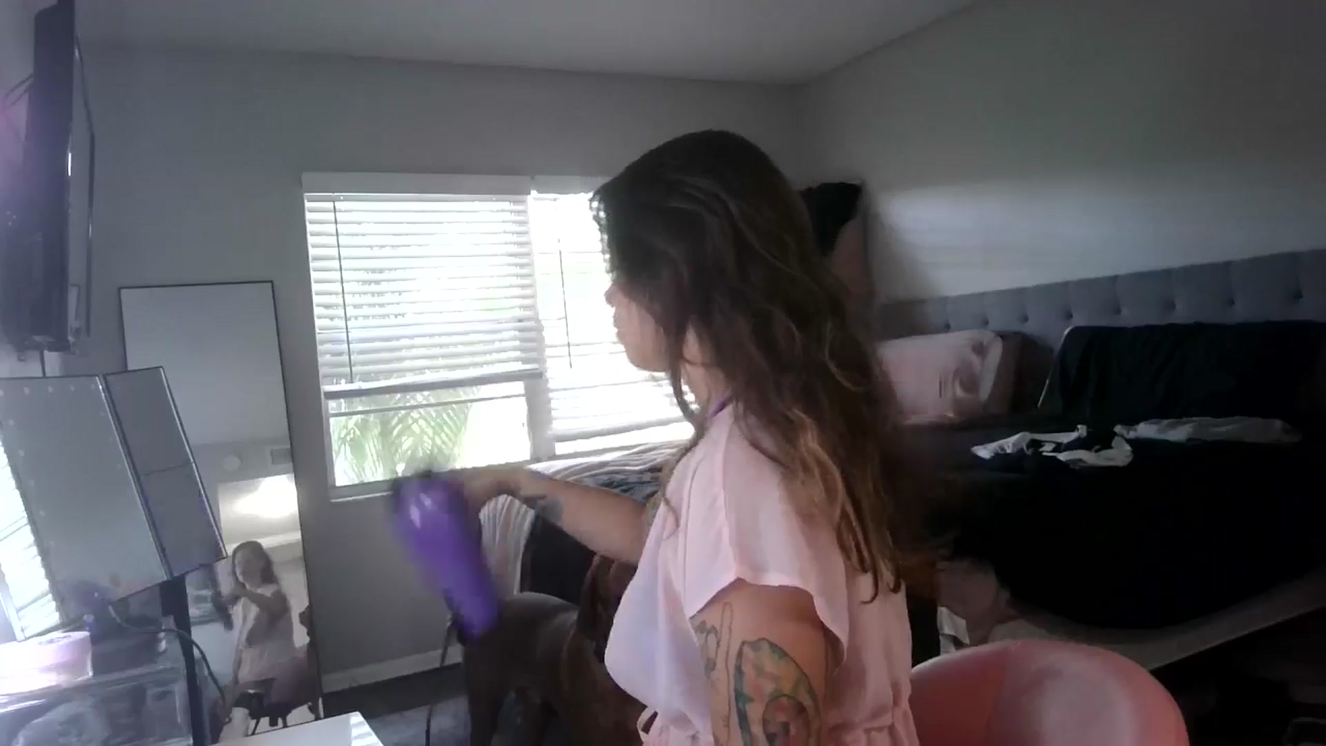 Gallery image thumbnail from Sunshinejedi's myfreecams stream on, 04/20/2025, 17:49 image 20 of 20