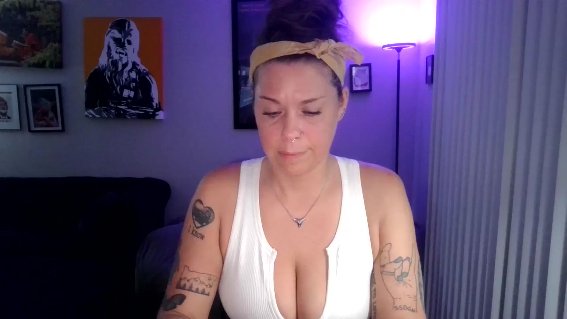 Gallery image thumbnail from Sunshinejedi's myfreecams stream on, 10/14/2025, 01:46 image 16 of 20