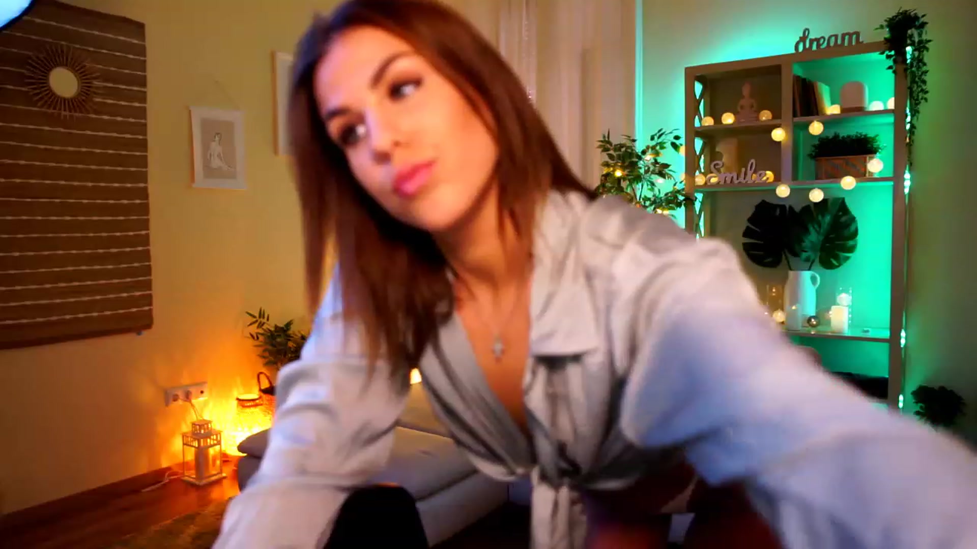 Gallery image thumbnail from SuperPeaach's myfreecams stream on, 04/27/2023, 13:12 image 12 of 20