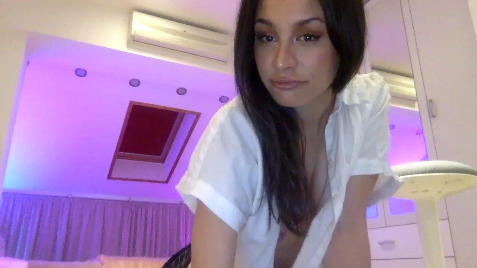 Gallery image thumbnail from SupremeVixen's myfreecams stream on, 04/09/2023, 06:29 image 11 of 20