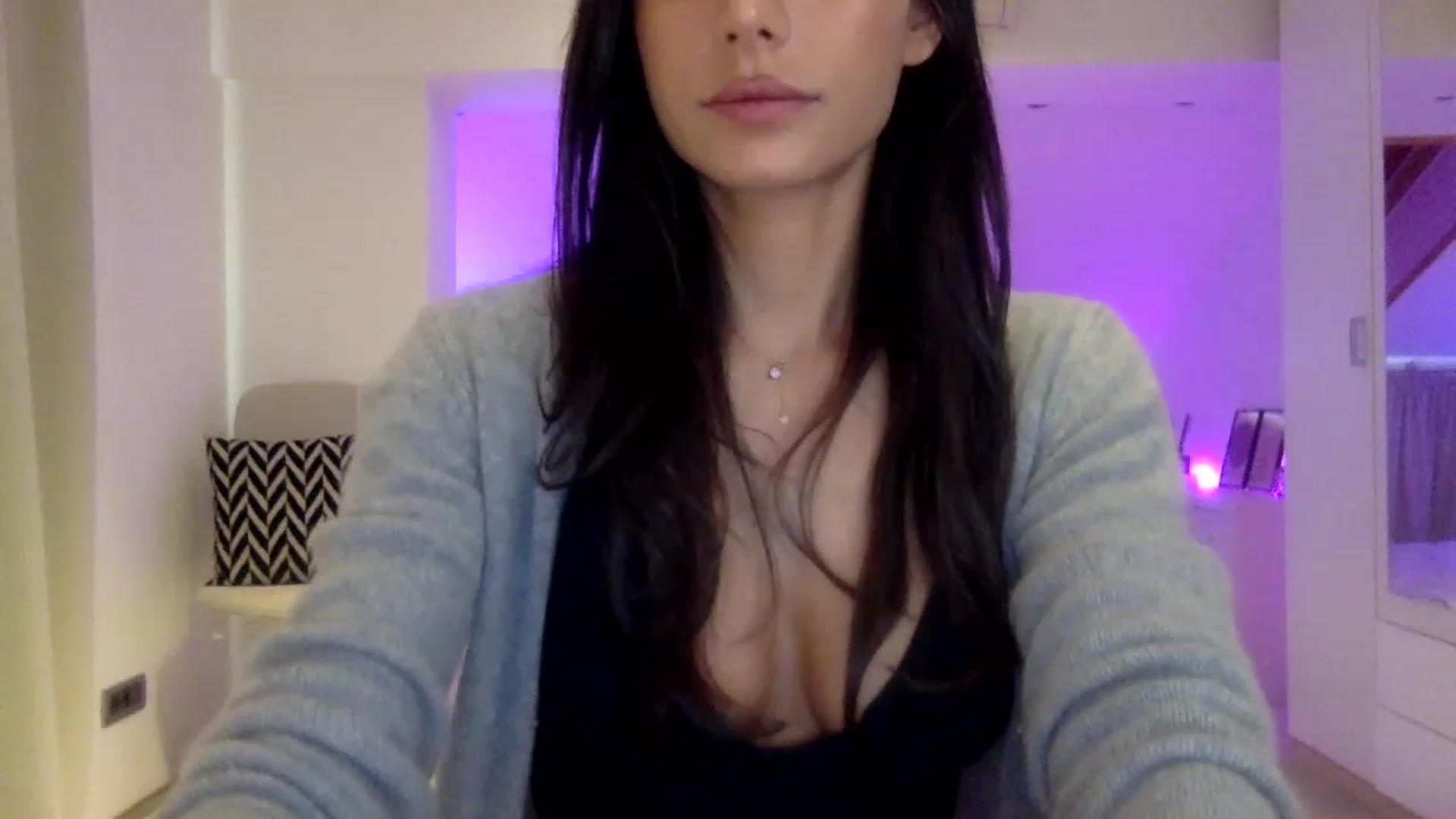 Gallery image thumbnail from SupremeVixen's myfreecams stream on, 05/10/2023, 06:54 image 13 of 20