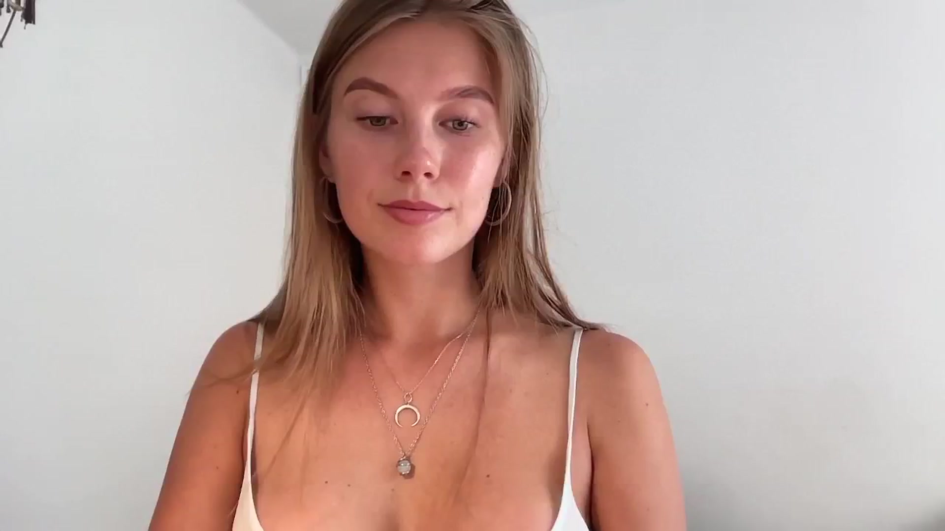 Gallery image thumbnail from SurfGirls's myfreecams stream on, 07/11/2024, 13:42 image 1 of 20