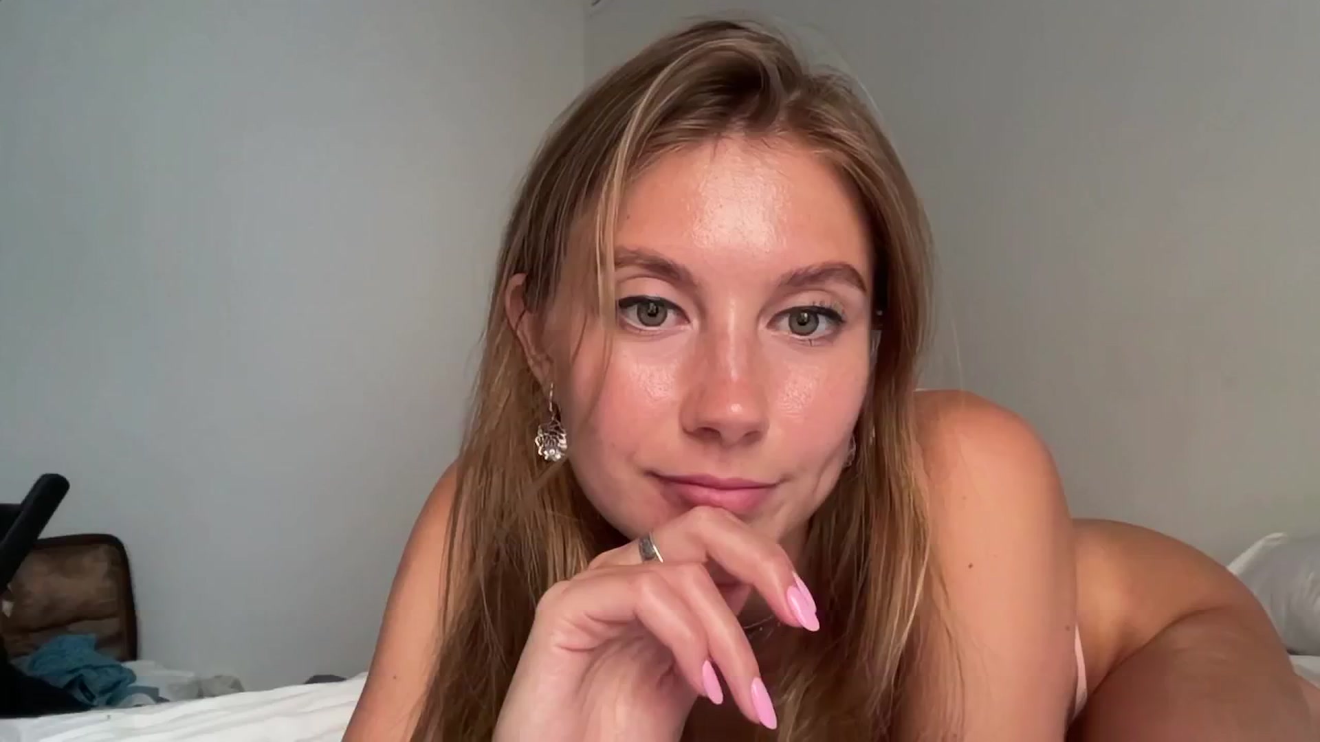 Gallery image thumbnail from SurfGirls's myfreecams stream on, 07/17/2024, 15:12 image 19 of 20