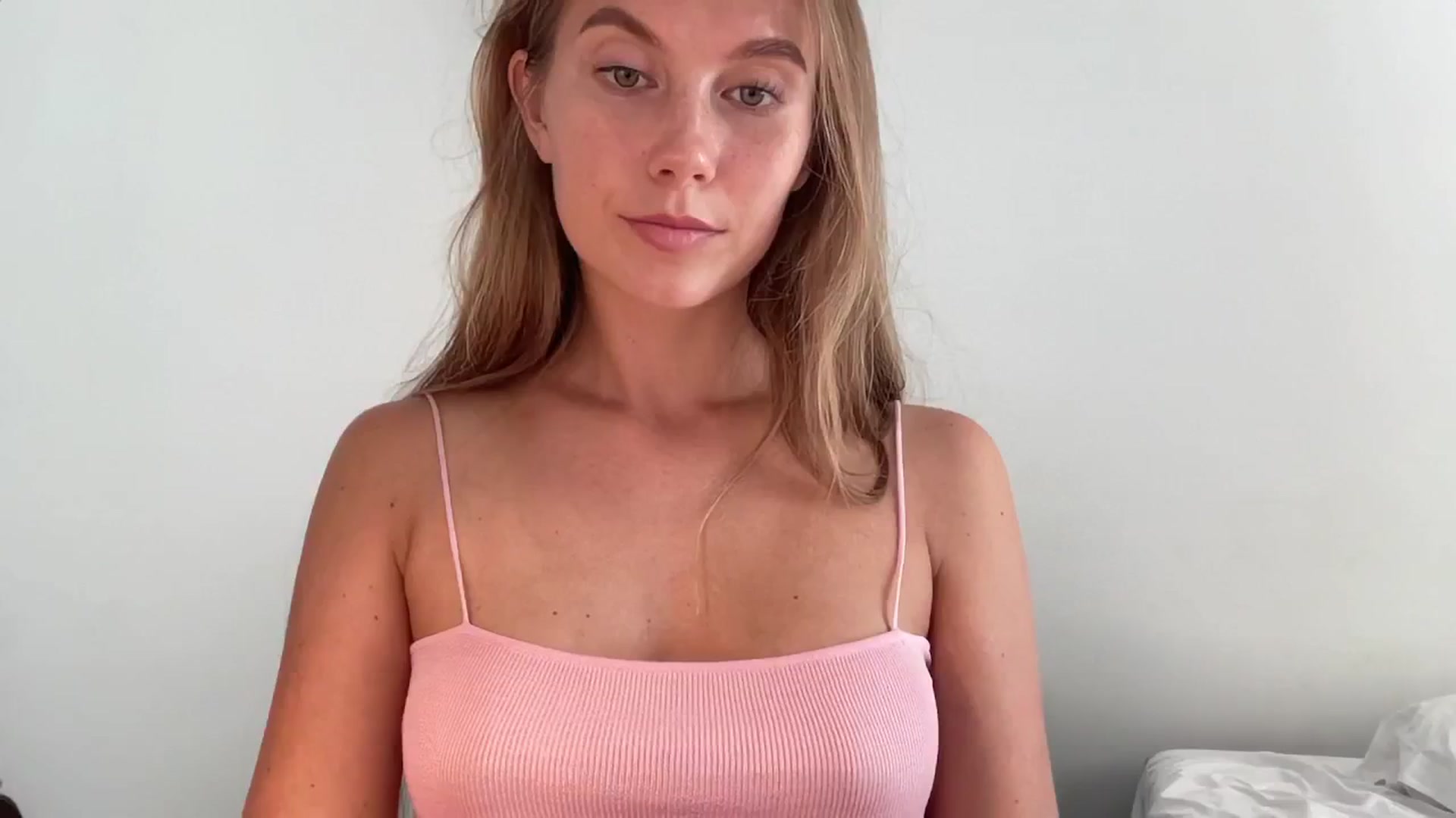 Gallery image thumbnail from SurfGirls's myfreecams stream on, 07/18/2024, 12:46 image 15 of 20