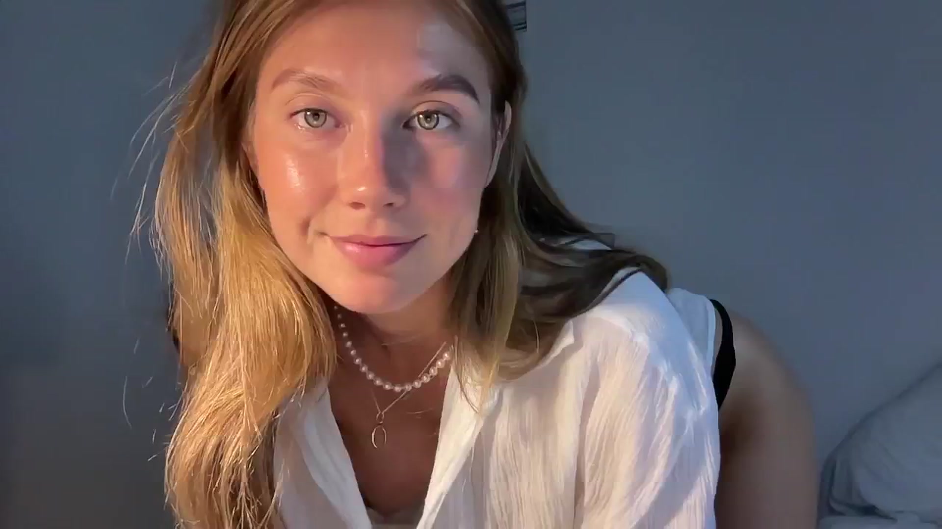 Gallery image thumbnail from SurfGirls's myfreecams stream on, 07/22/2024, 05:36 image 9 of 20