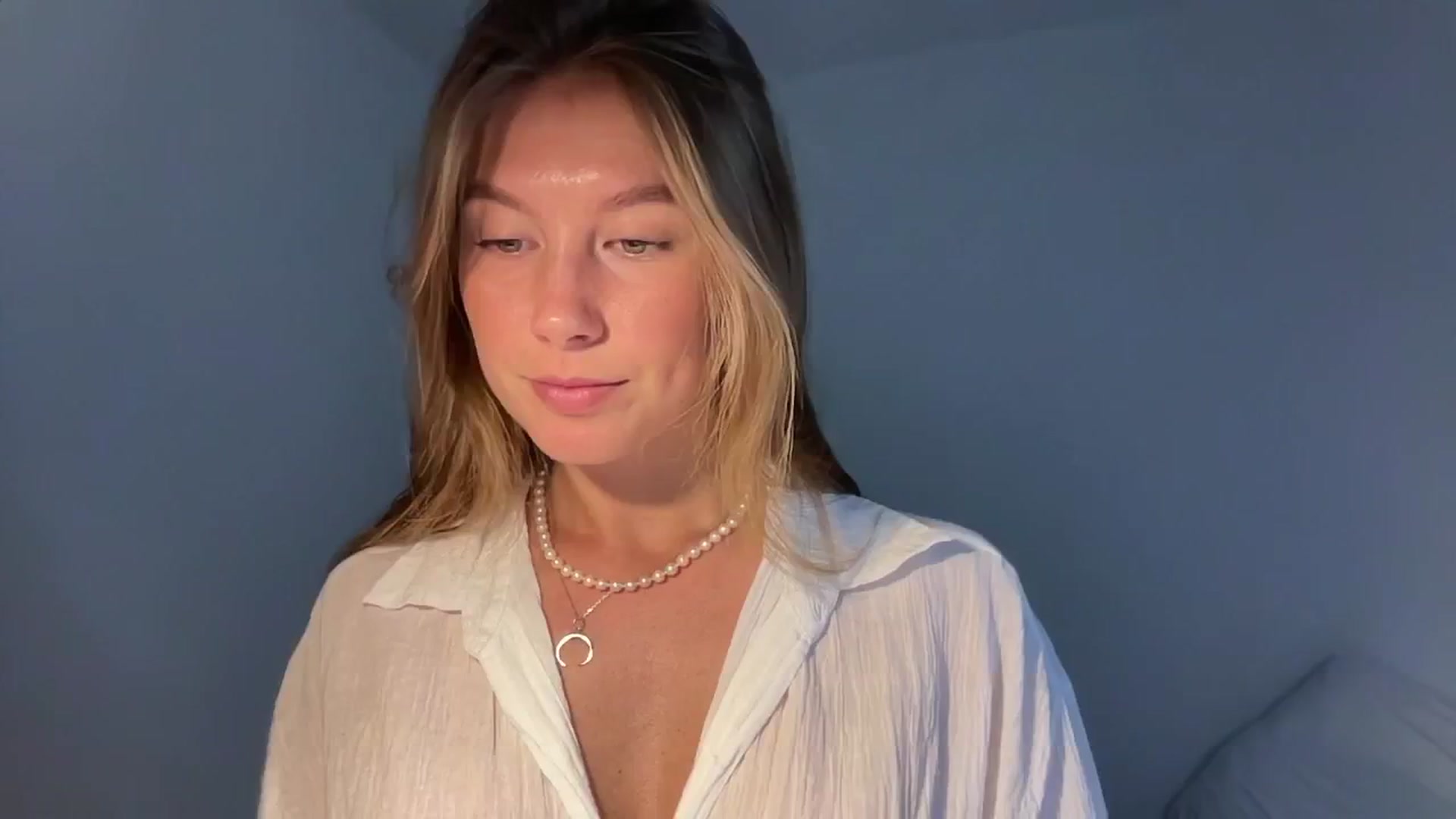 Gallery image thumbnail from SurfGirls's myfreecams stream on, 07/22/2024, 05:36 image 1 of 20