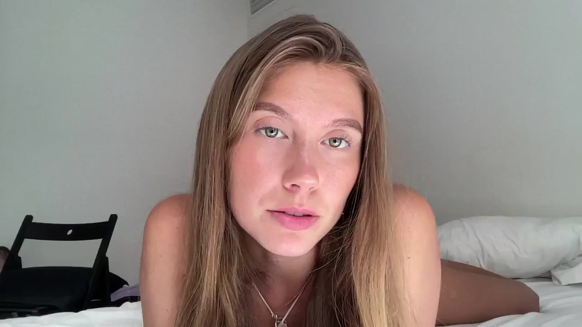 Gallery image thumbnail from SurfGirls's myfreecams stream on, 07/23/2024, 13:34 image 11 of 20