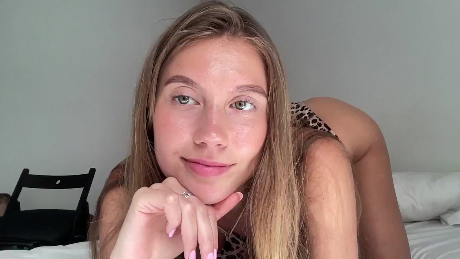 Gallery image thumbnail from SurfGirls's myfreecams stream on, 07/23/2024, 13:34 image 19 of 20