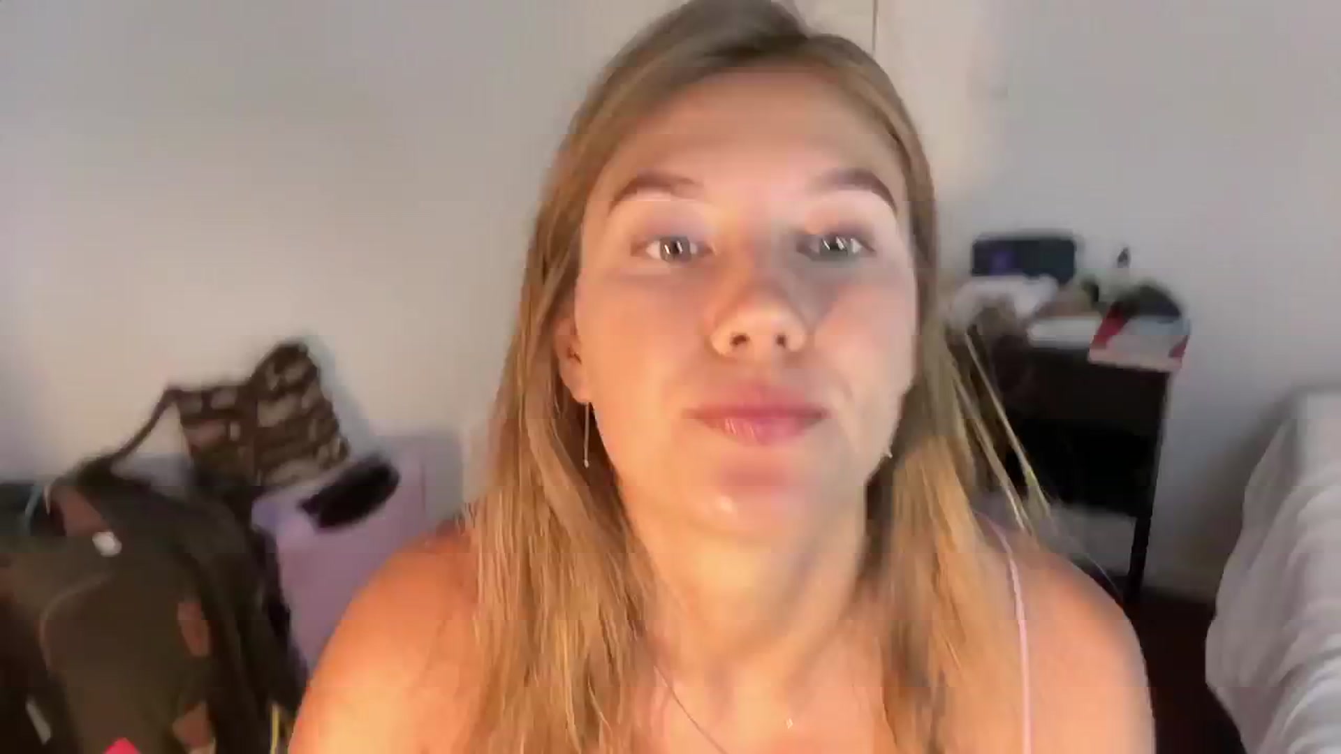 Gallery image thumbnail from SurfGirls's myfreecams stream on, 07/24/2024, 05:43 image 7 of 20