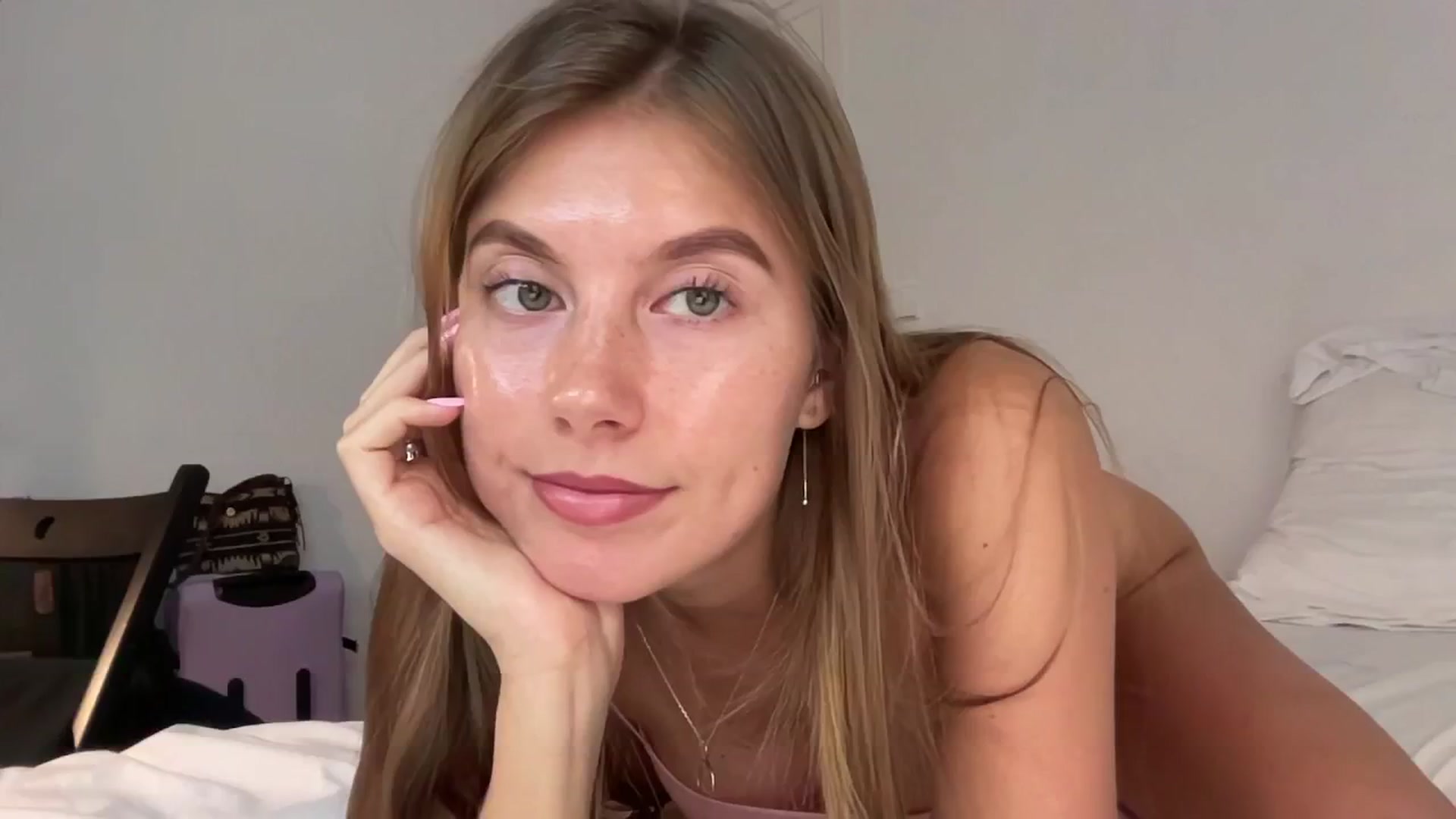 Gallery image thumbnail from SurfGirls's myfreecams stream on, 07/24/2024, 06:37 image 2 of 20