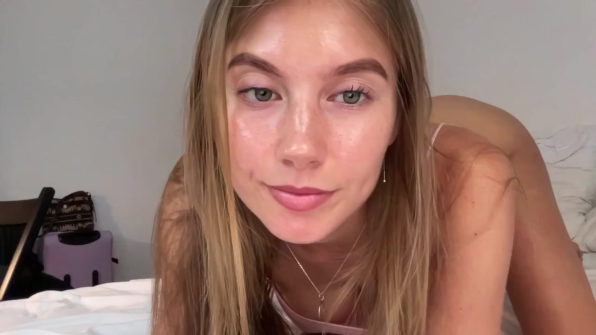 Gallery image thumbnail from SurfGirls's myfreecams stream on, 07/24/2024, 06:37 image 3 of 20