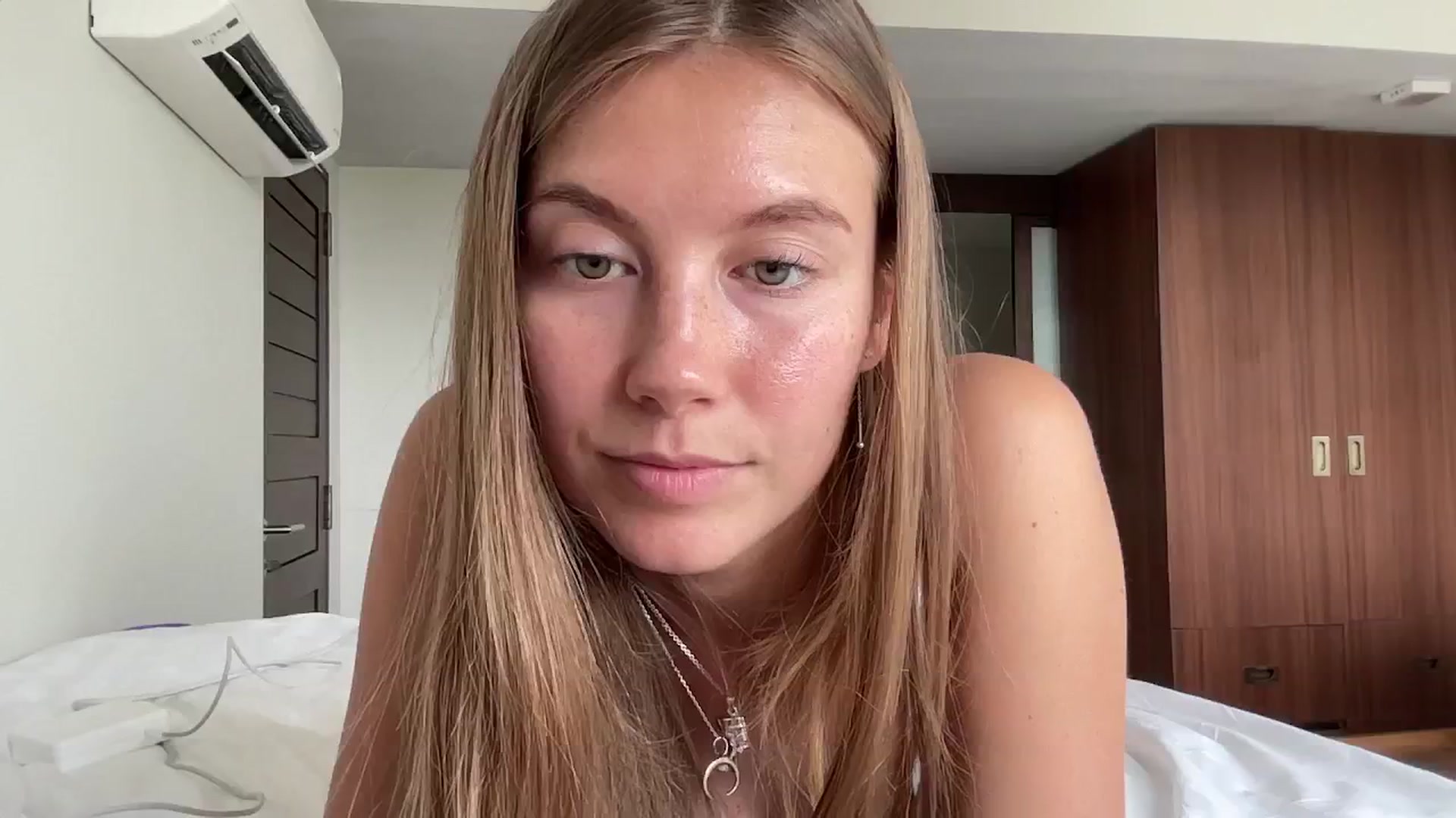 Gallery image thumbnail from SurfGirls's myfreecams stream on, 07/31/2024, 01:52 image 19 of 20