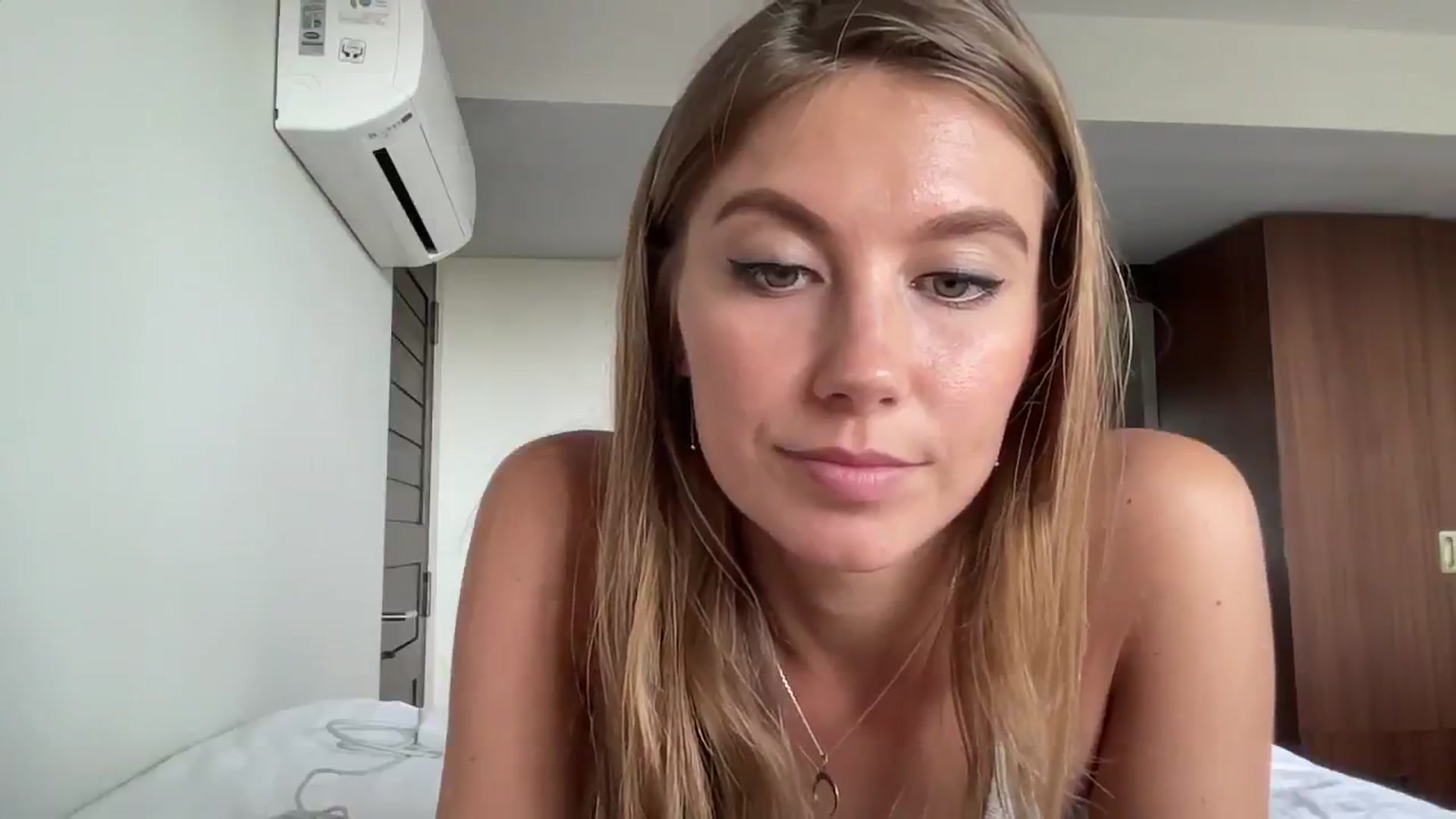 Gallery image thumbnail from SurfGirls's myfreecams stream on, 08/06/2024, 08:27 image 6 of 20