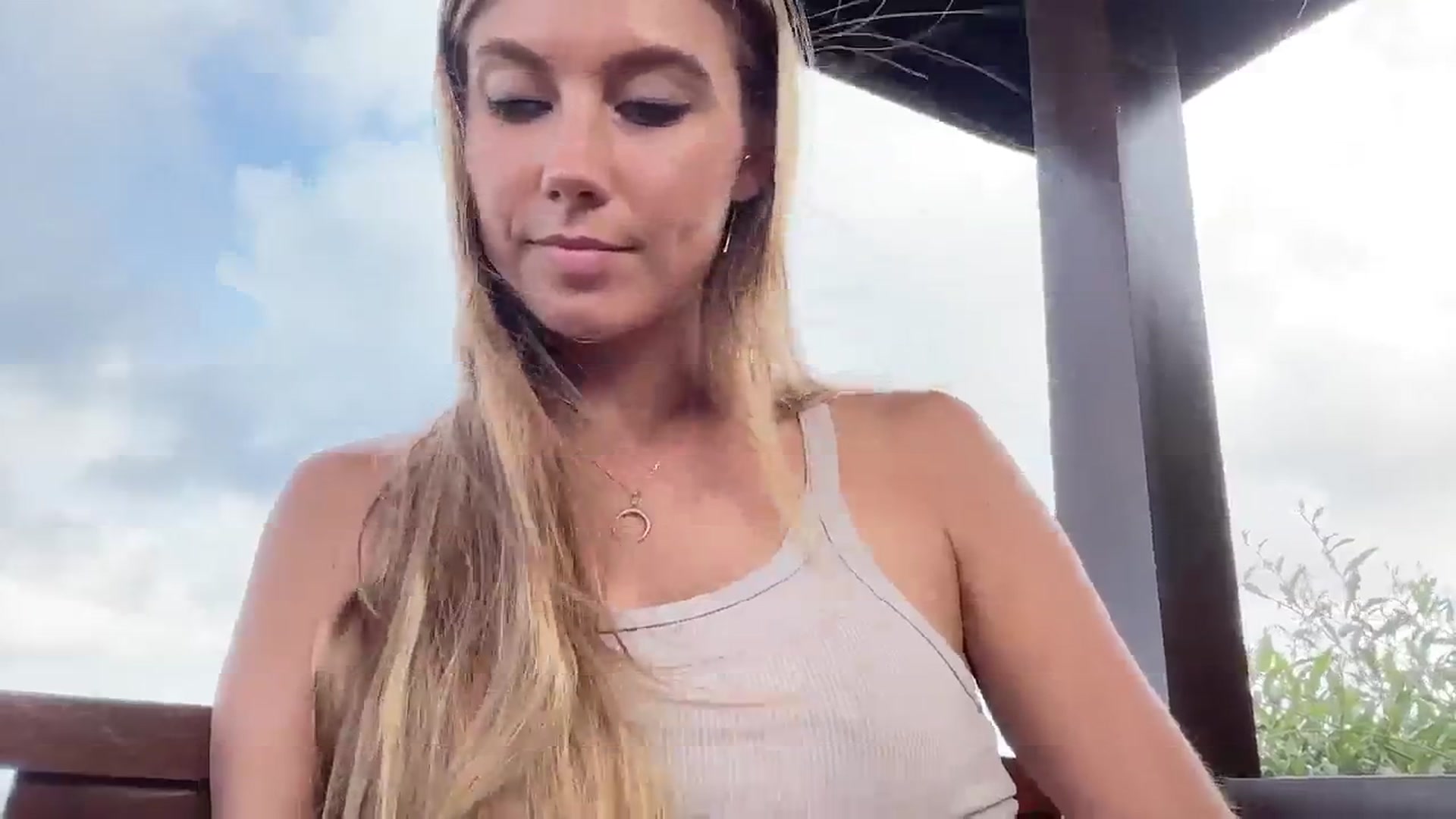 Gallery image thumbnail from SurfGirls's myfreecams stream on, 08/06/2024, 08:27 image 2 of 20
