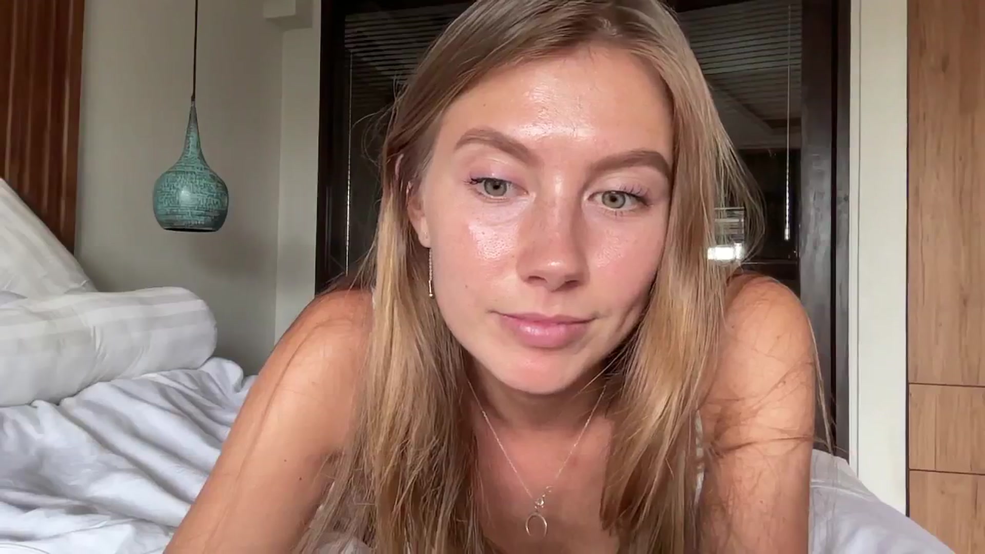 Gallery image thumbnail from SurfGirls's myfreecams stream on, 08/07/2024, 05:13 image 13 of 20