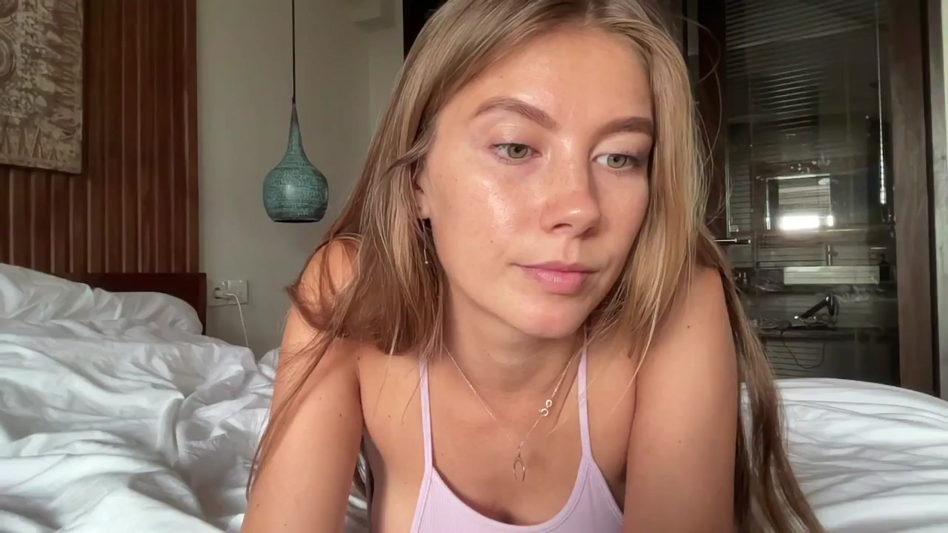 Gallery image thumbnail from SurfGirls's myfreecams stream on, 08/07/2024, 23:59 image 2 of 20