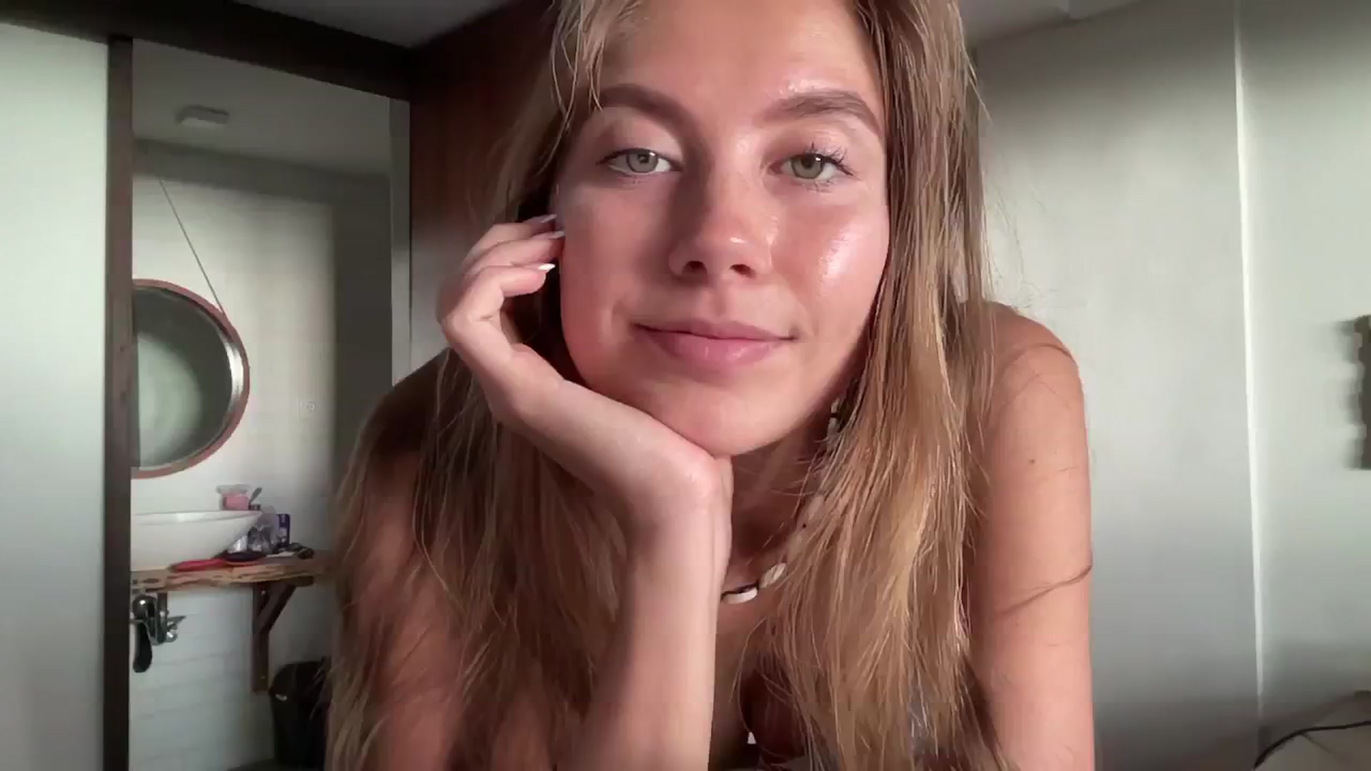 Gallery image thumbnail from SurfGirls's myfreecams stream on, 08/20/2024, 23:37 image 14 of 20