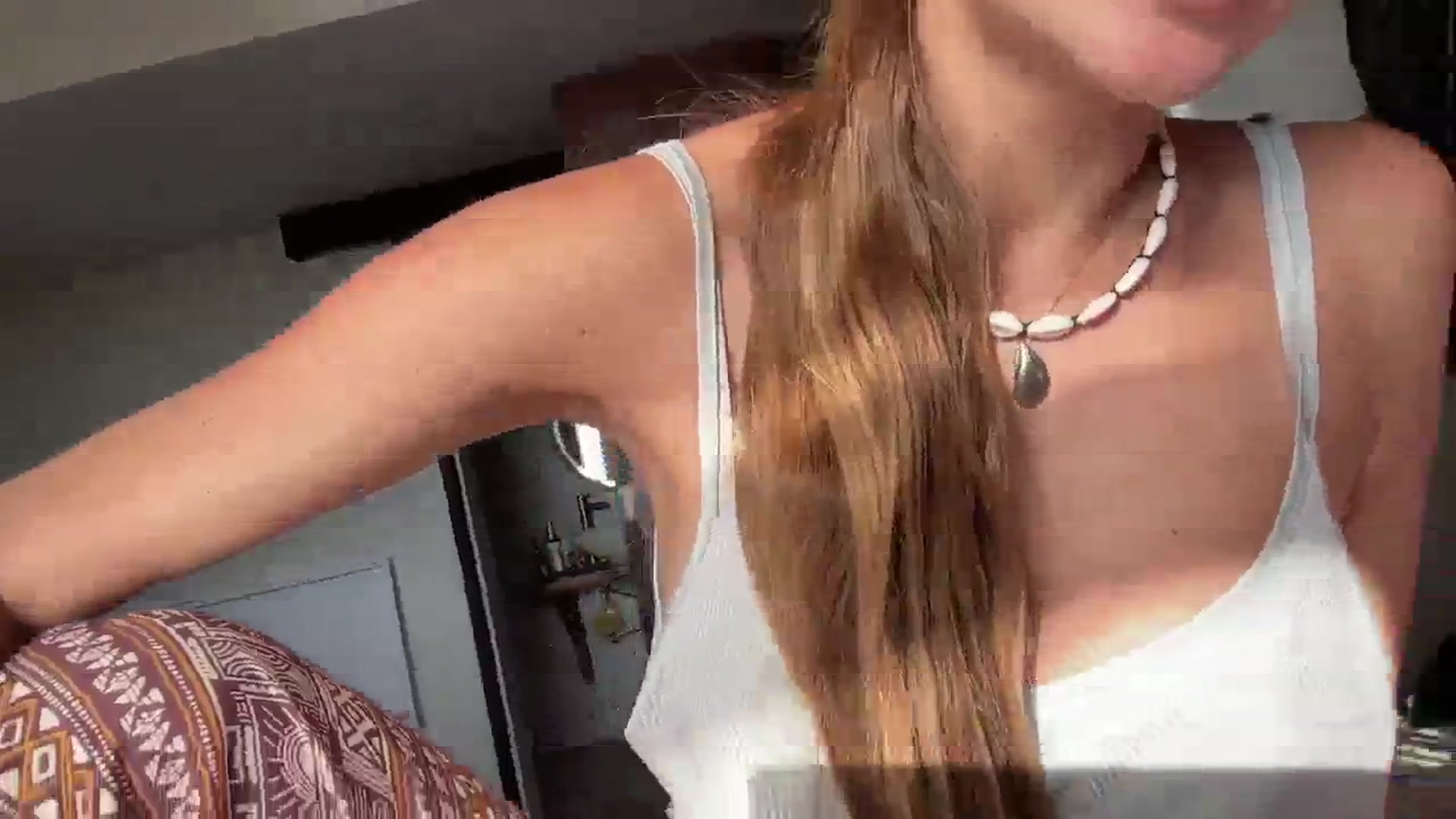 Gallery image thumbnail from SurfGirls's myfreecams stream on, 08/22/2024, 24:01 image 20 of 20