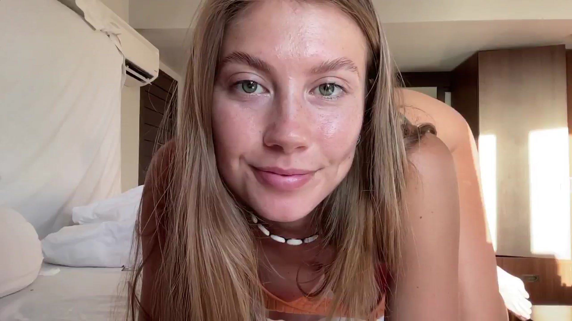 Gallery image thumbnail from SurfGirls's myfreecams stream on, 08/29/2024, 23:04 image 14 of 20